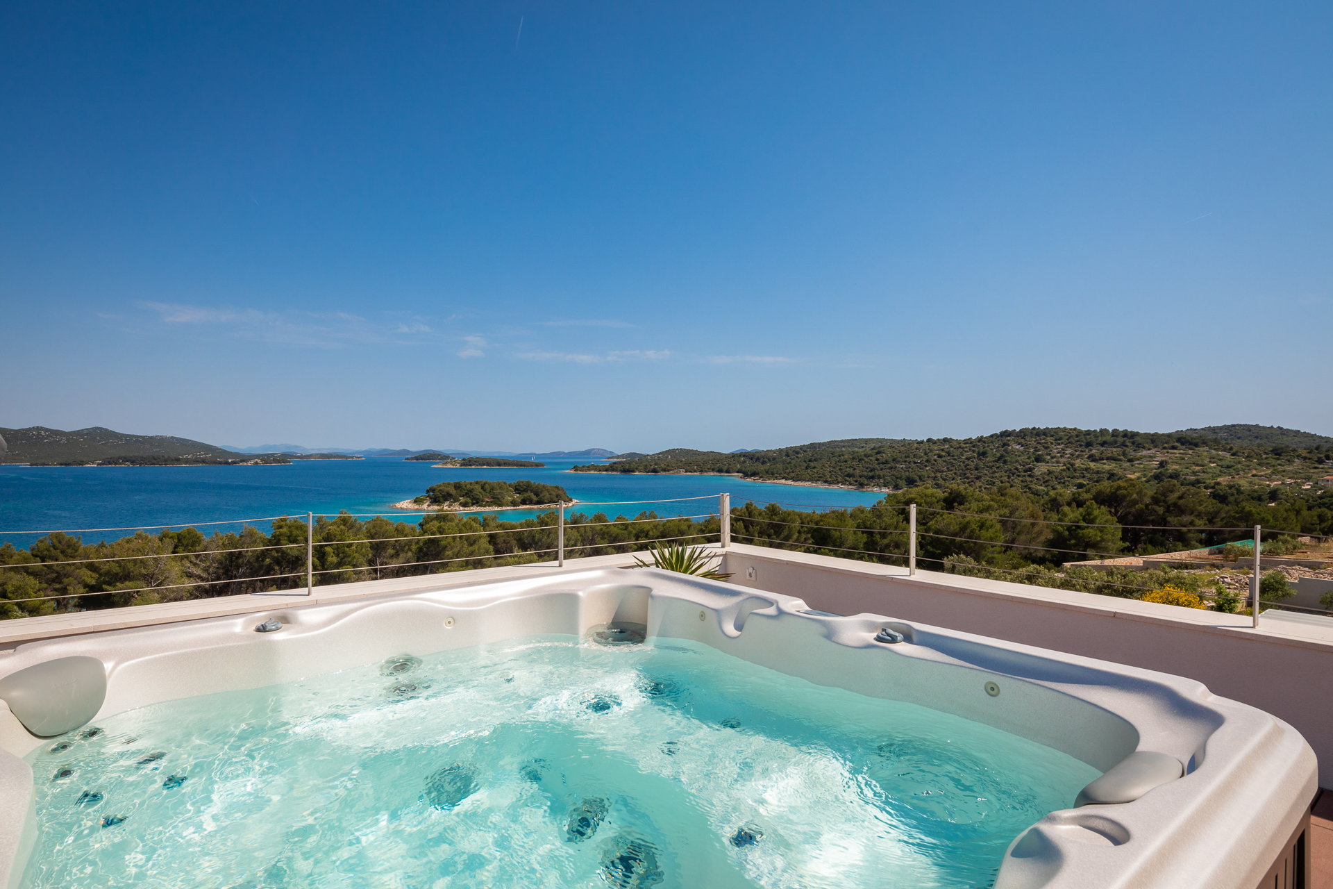 Luxury Villa Aquila with Pool