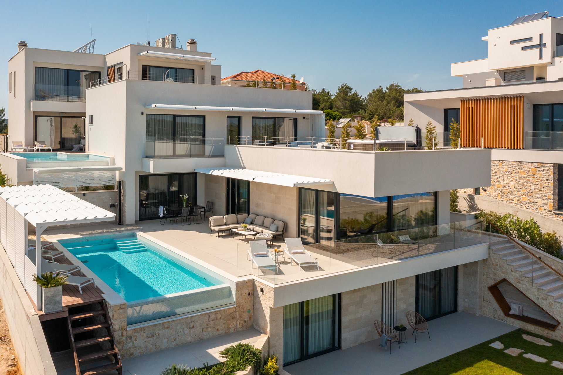 Luxury Villa Aquila with Pool