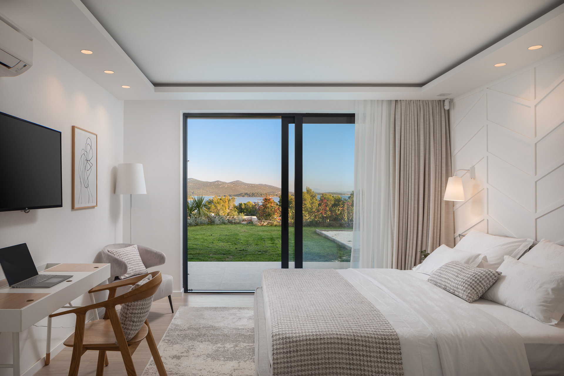 Luxury Villa Aquila with Pool