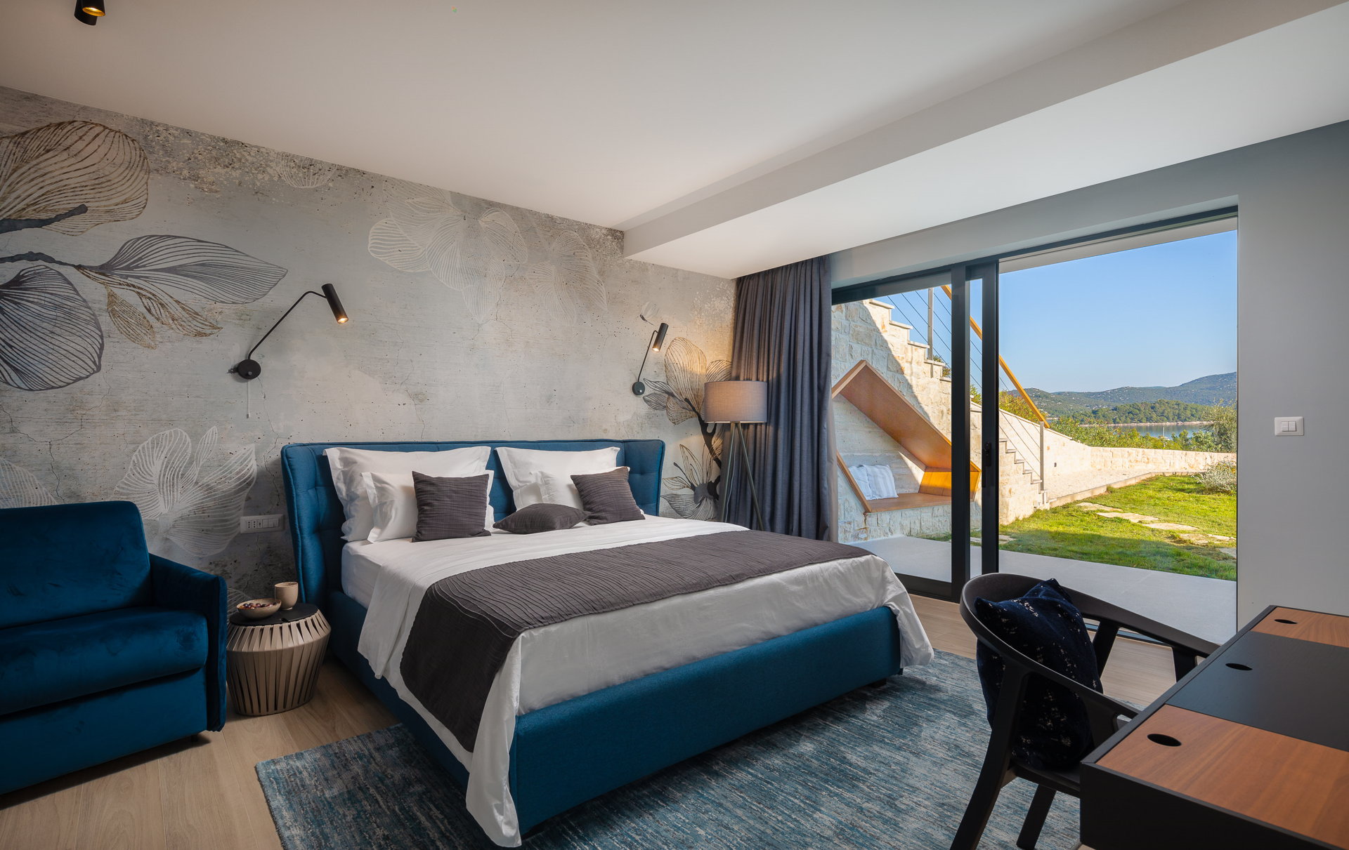 Luxury Villa Aquila with Pool
