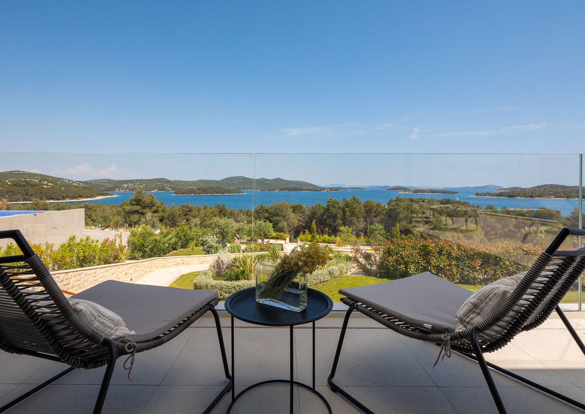 Luxury Villa Aquila with Pool