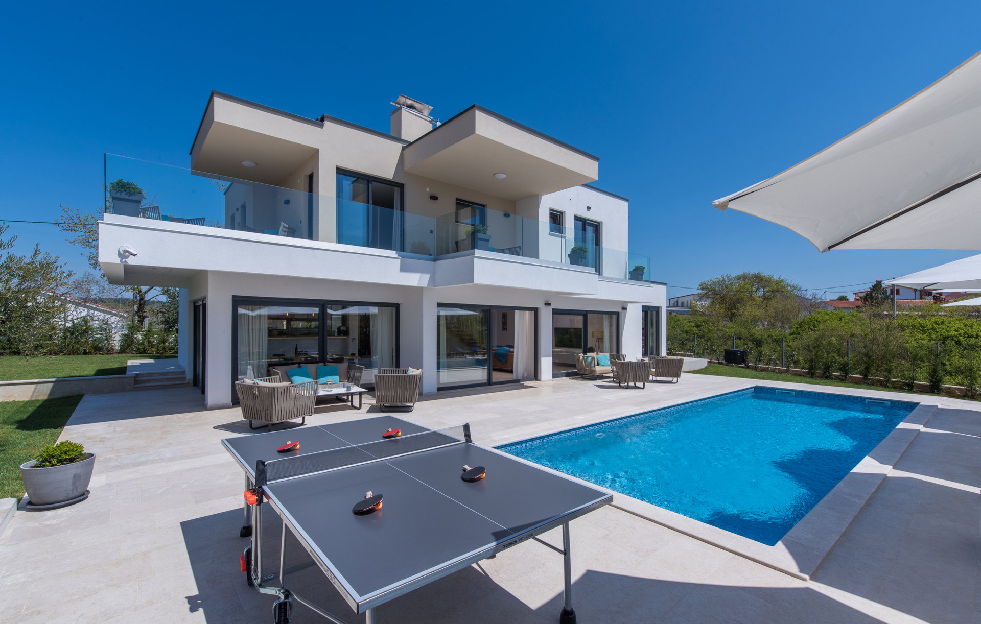 Villa Dreaming Blue with Pool