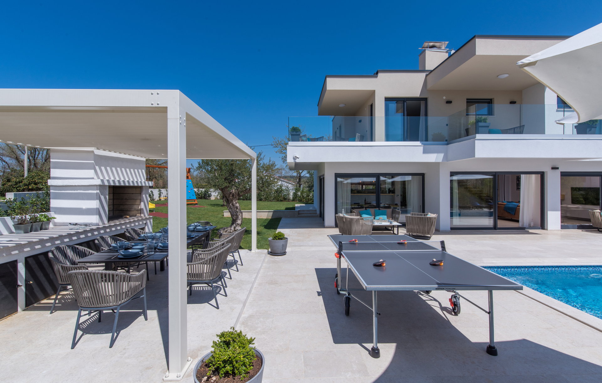 Villa Dreaming Blue with Pool