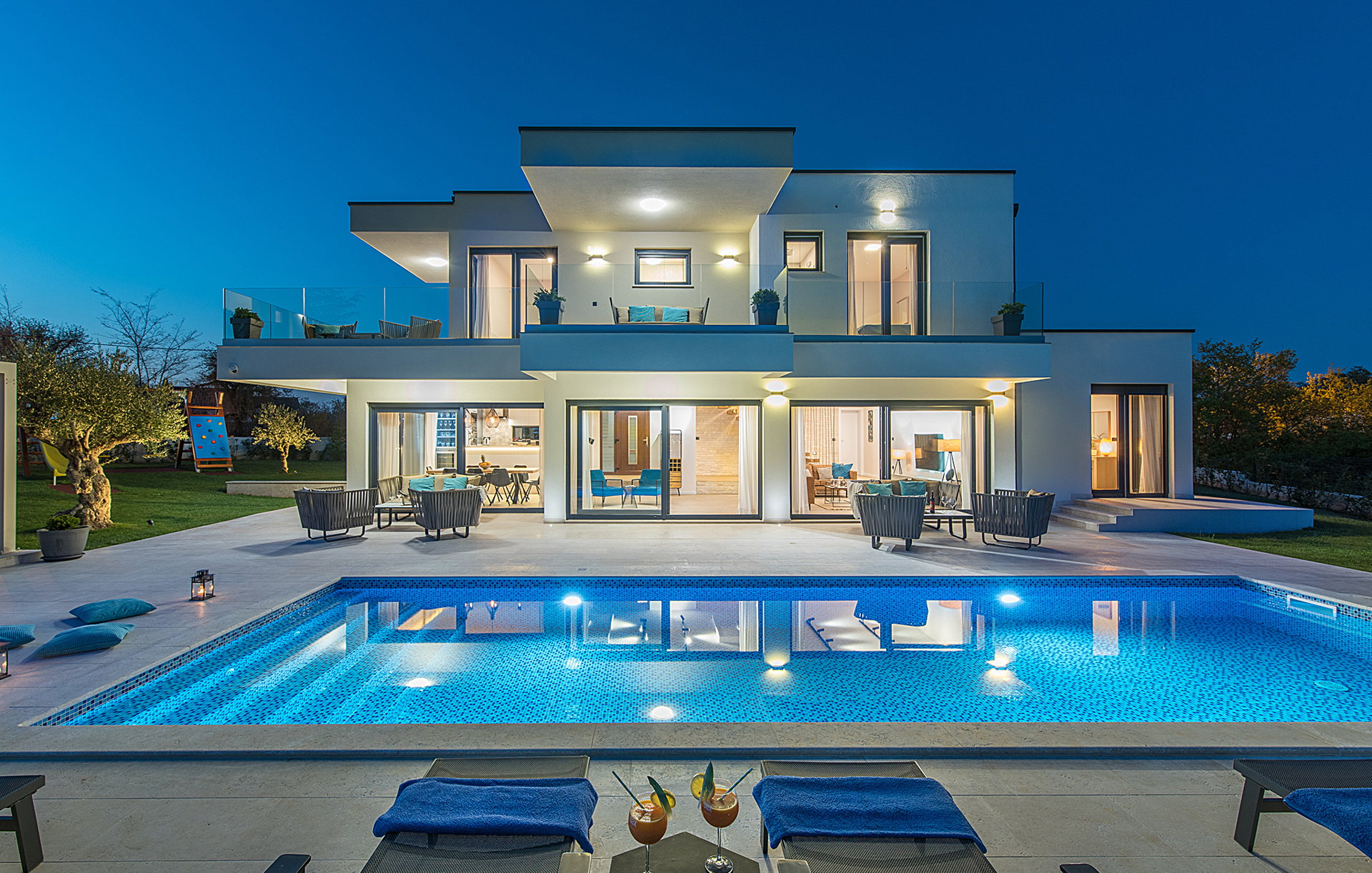 Villa Dreaming Blue with Pool