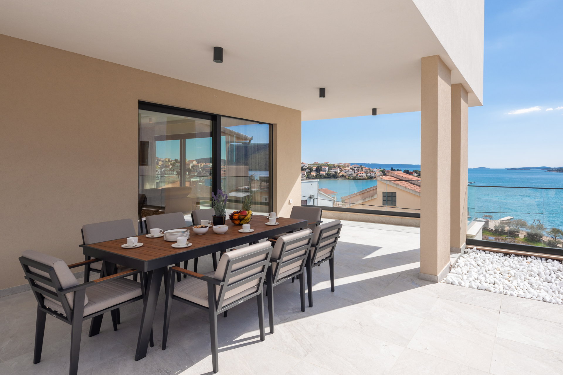 Villa Nouvelle with Heated Pool