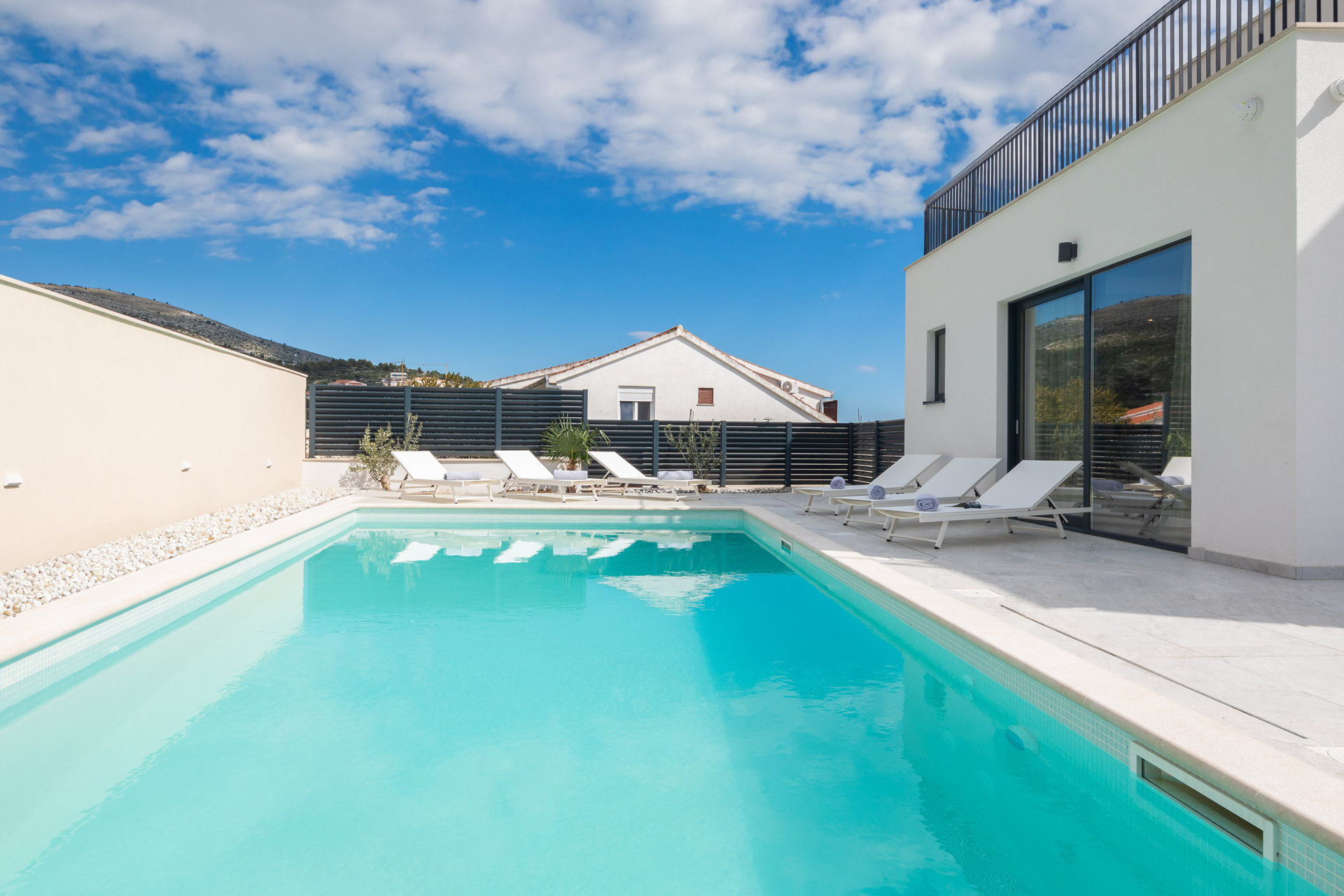 Villa Nouvelle with Heated Pool