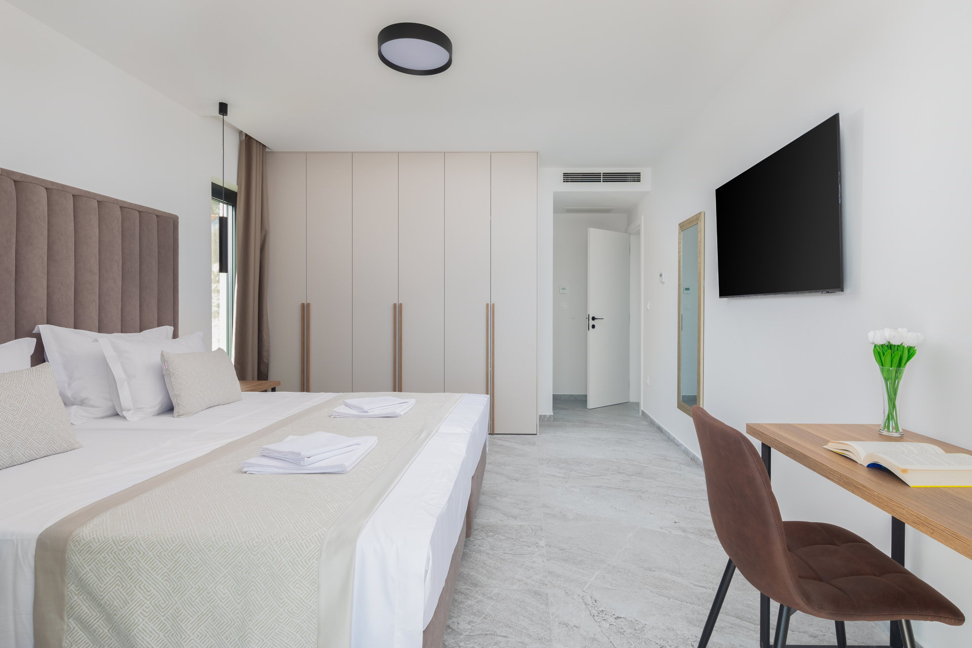 Villa Nouvelle with Heated Pool