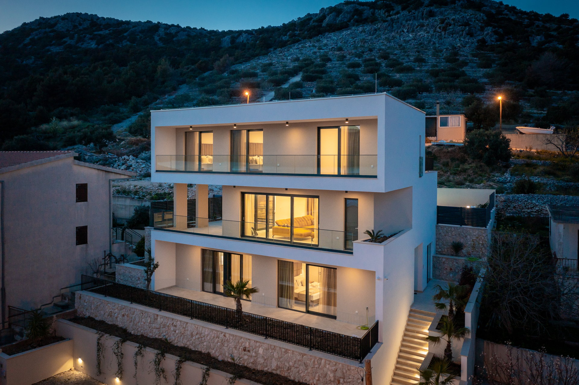 Villa Nouvelle with Heated Pool