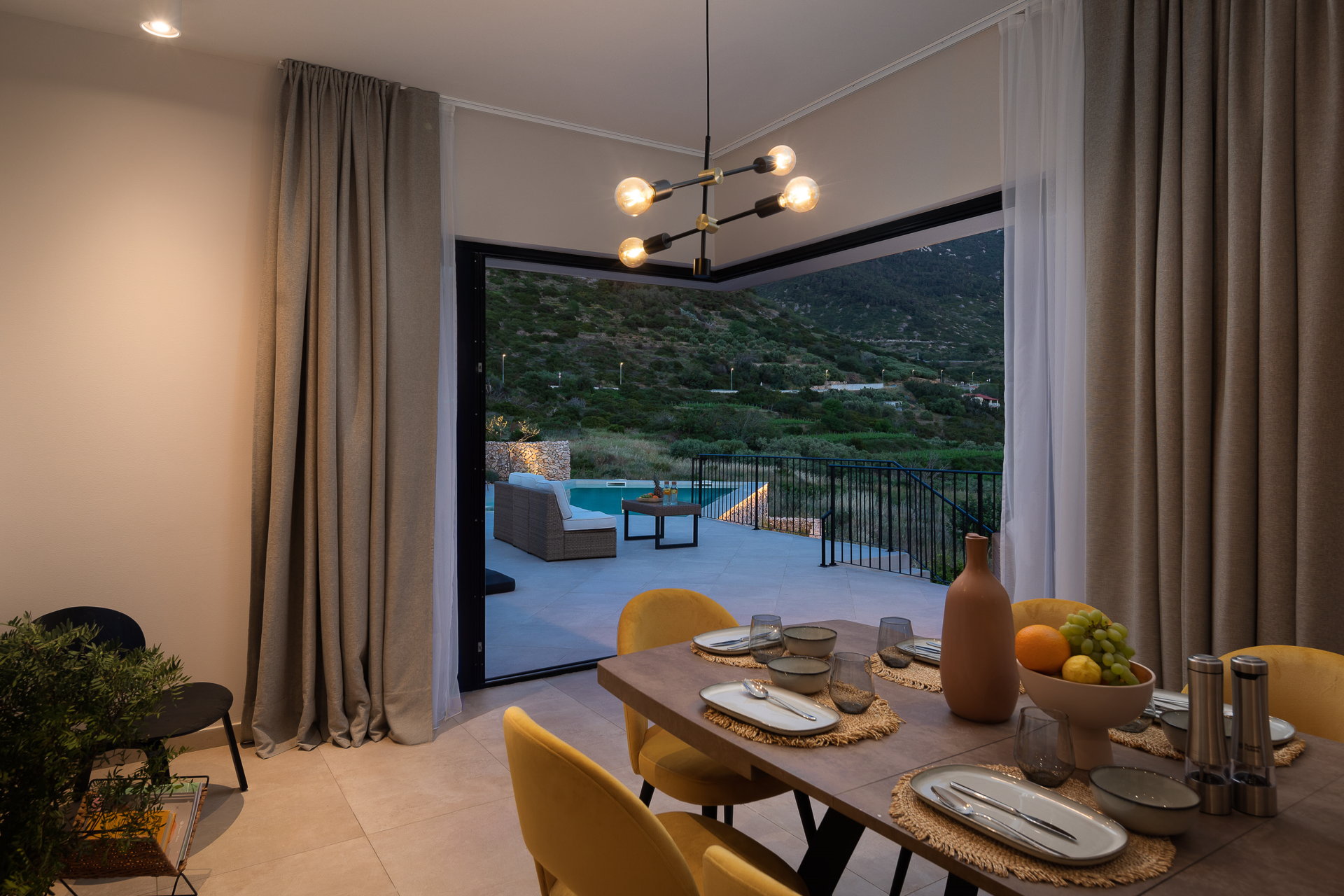 Luxury Villa Promissa with Pool