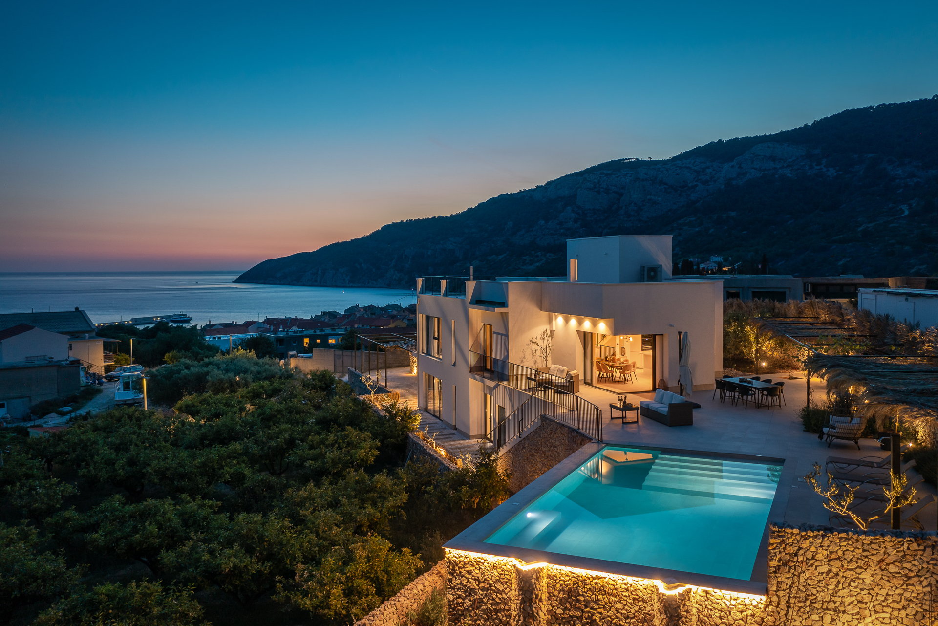 Luxury Villa Promissa with Pool