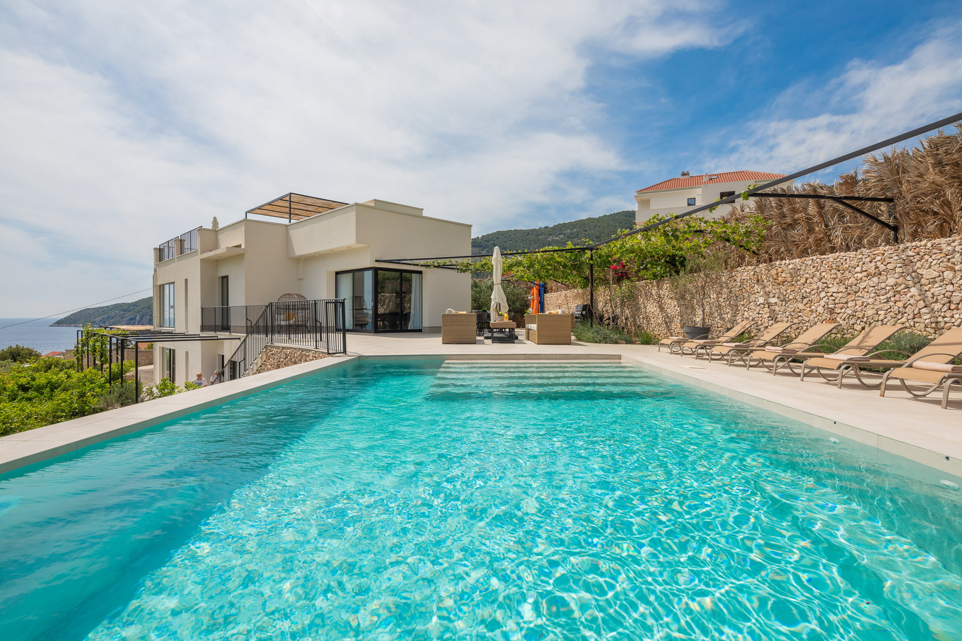 Luxury Villa Promissa with Pool