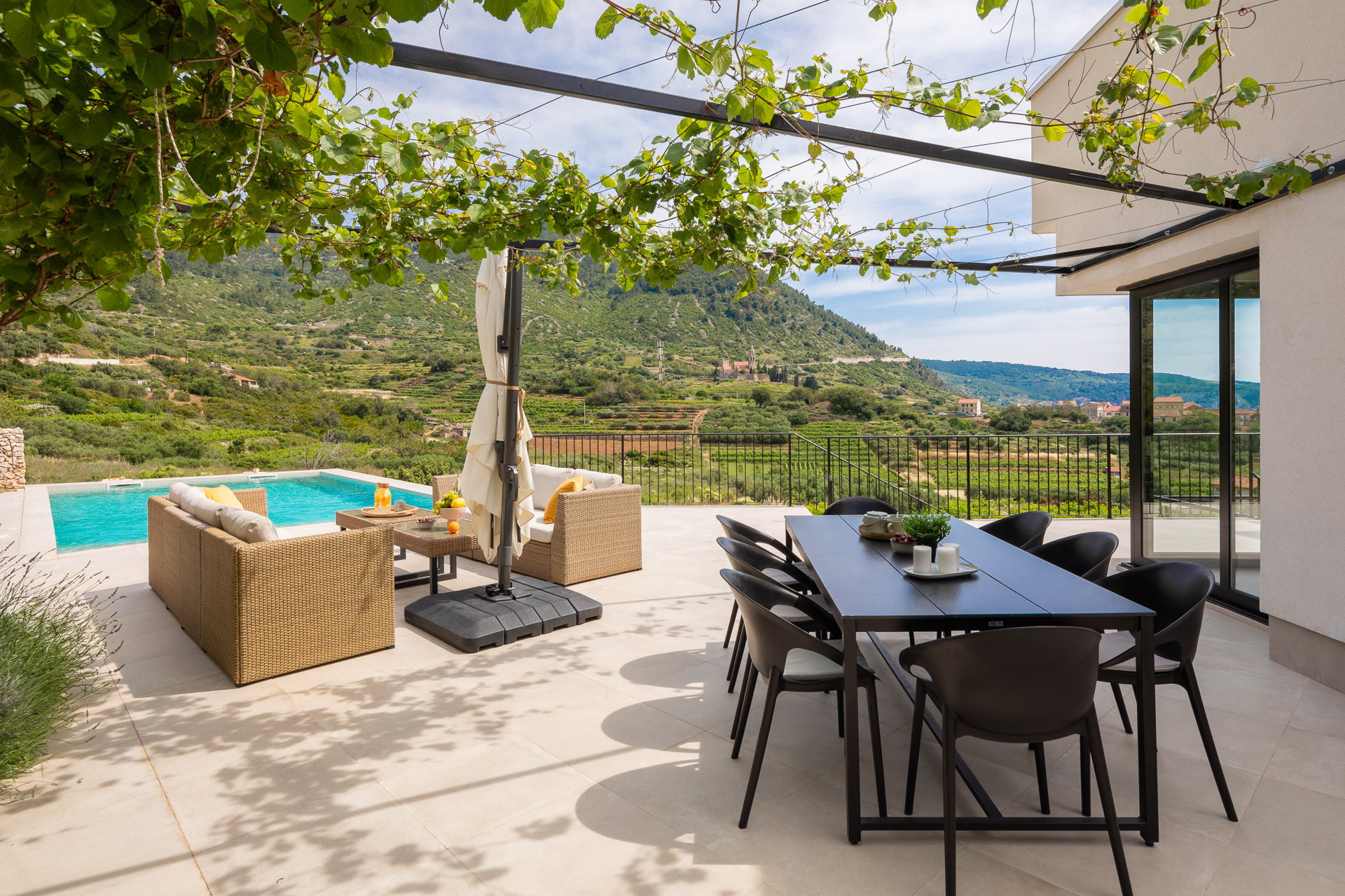 Luxury Villa Promissa with Pool