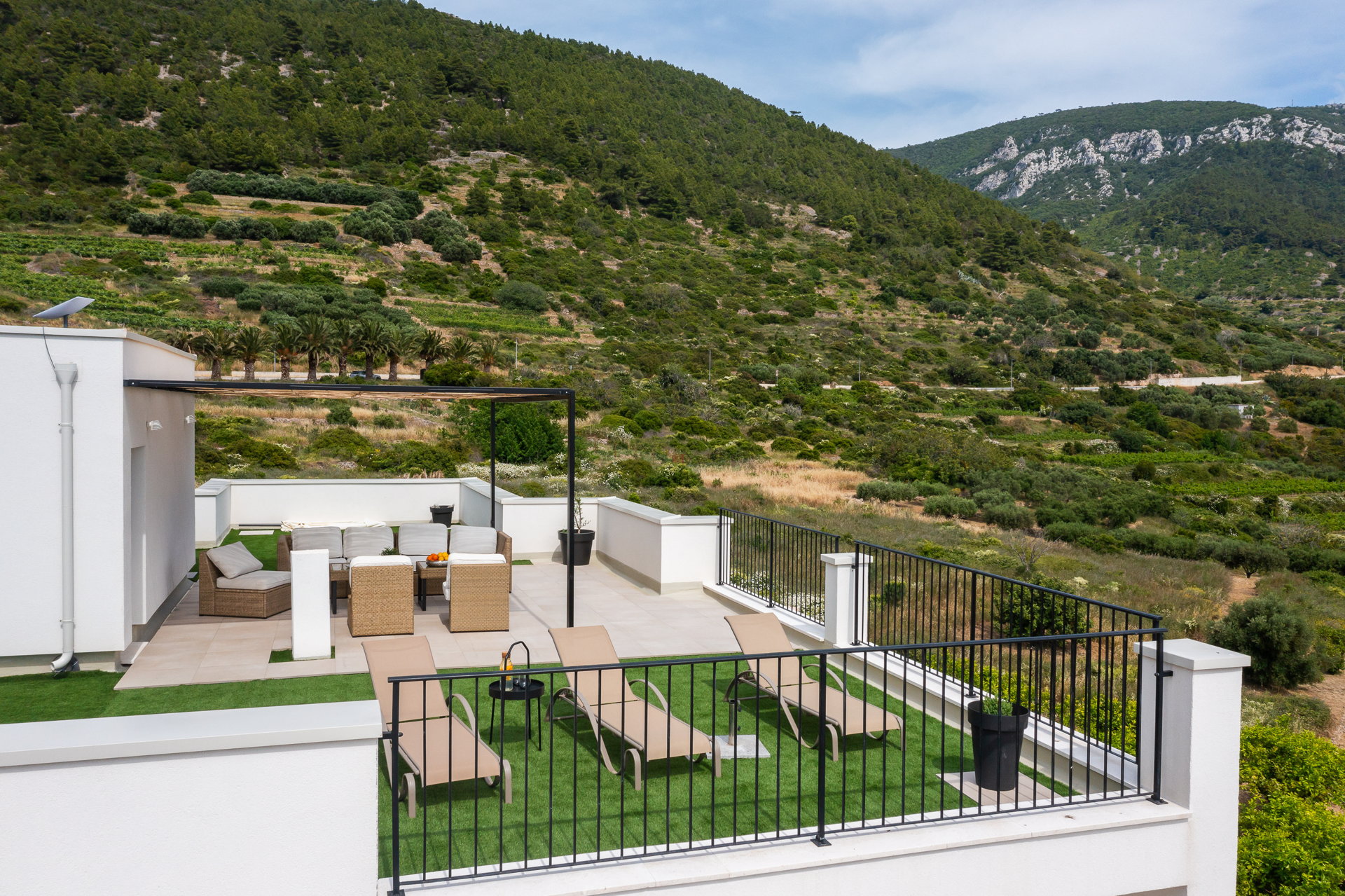 Luxury Villa Promissa with Pool