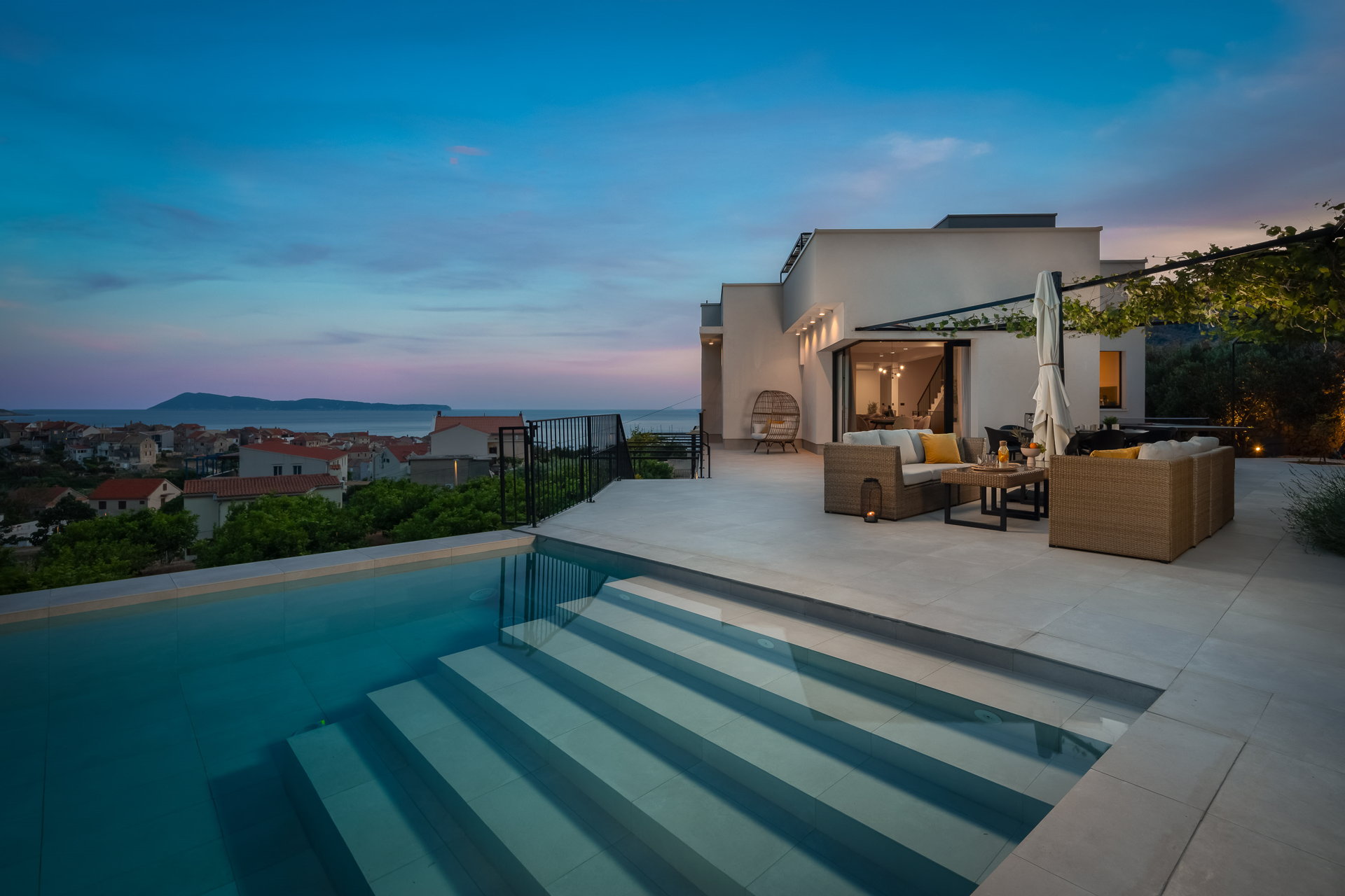 Luxury Villa Promissa with Pool