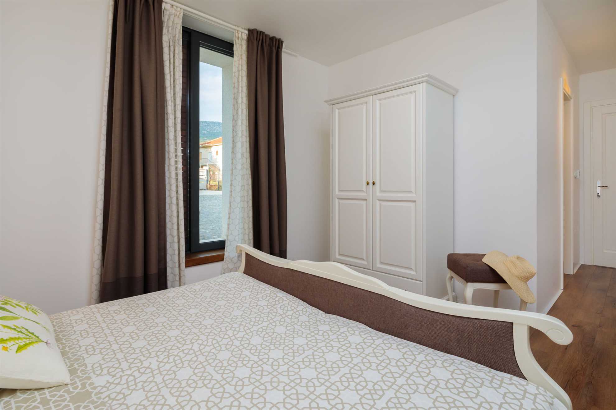 Luxury Villa White Oasis with Swimming Pool
