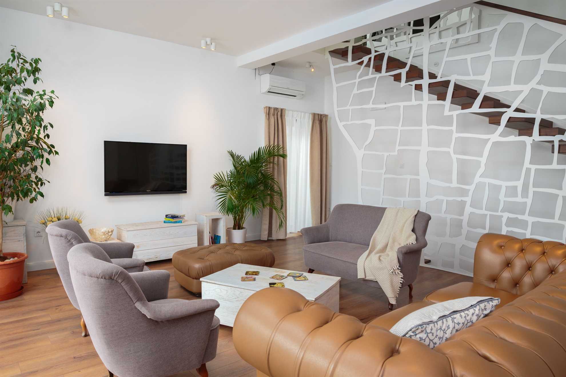 Luxury Villa White Oasis with Swimming Pool