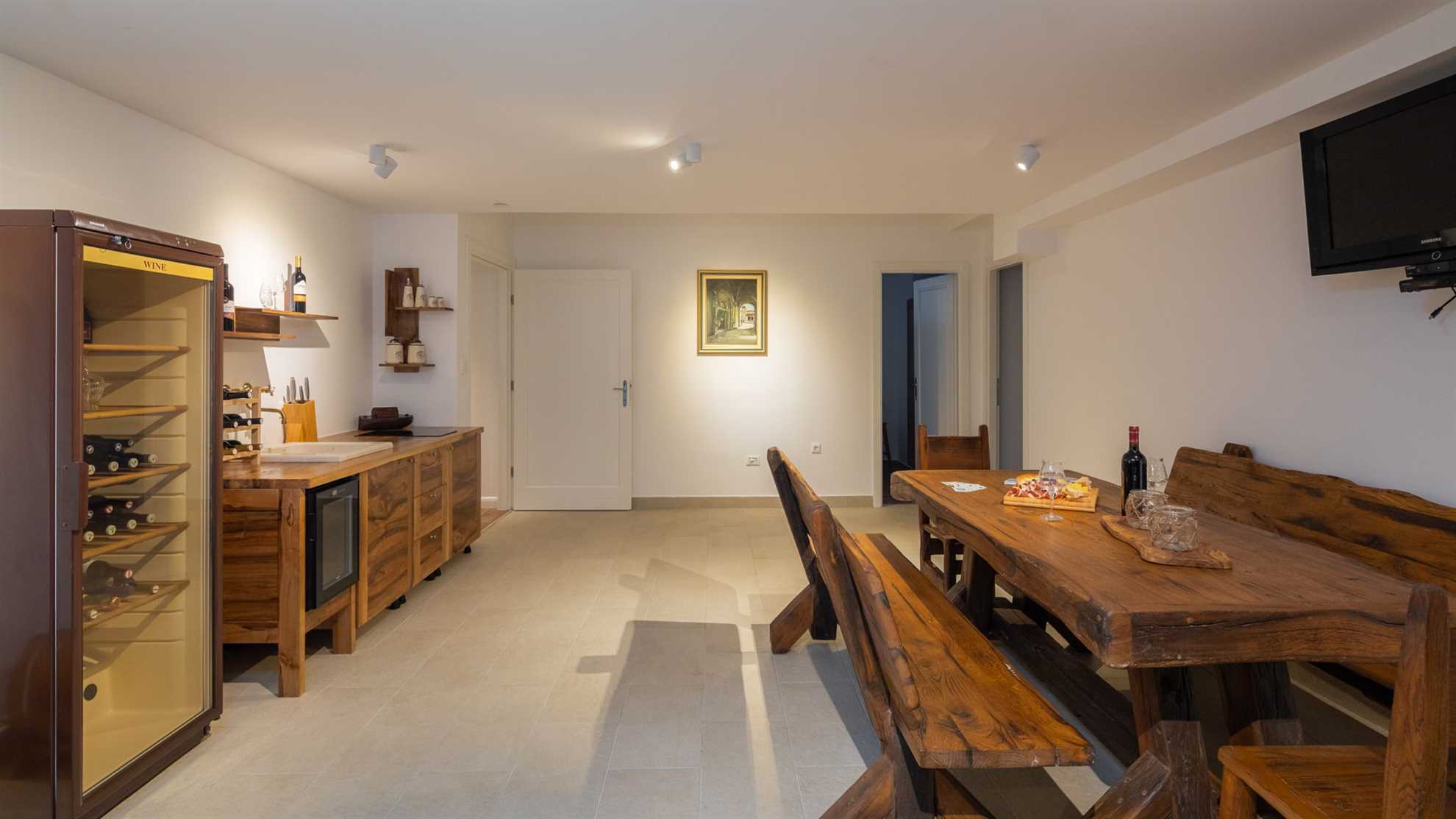 Luxury Villa White Oasis with Swimming Pool