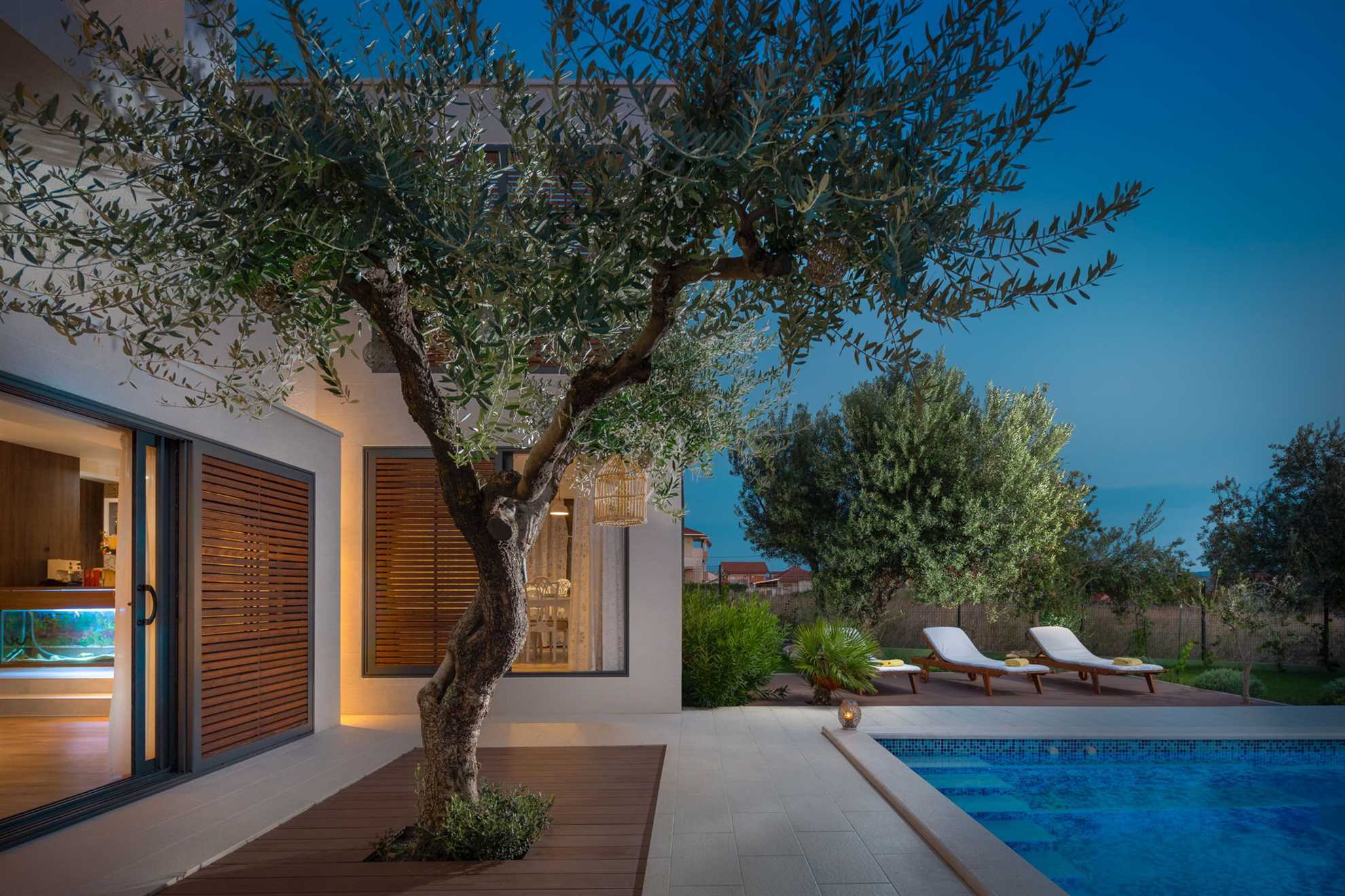 Luxury Villa White Oasis with Swimming Pool