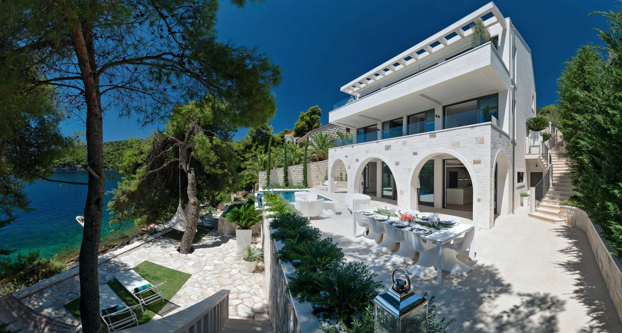 Image of Luxury Villa Notturno with Infinity Pool