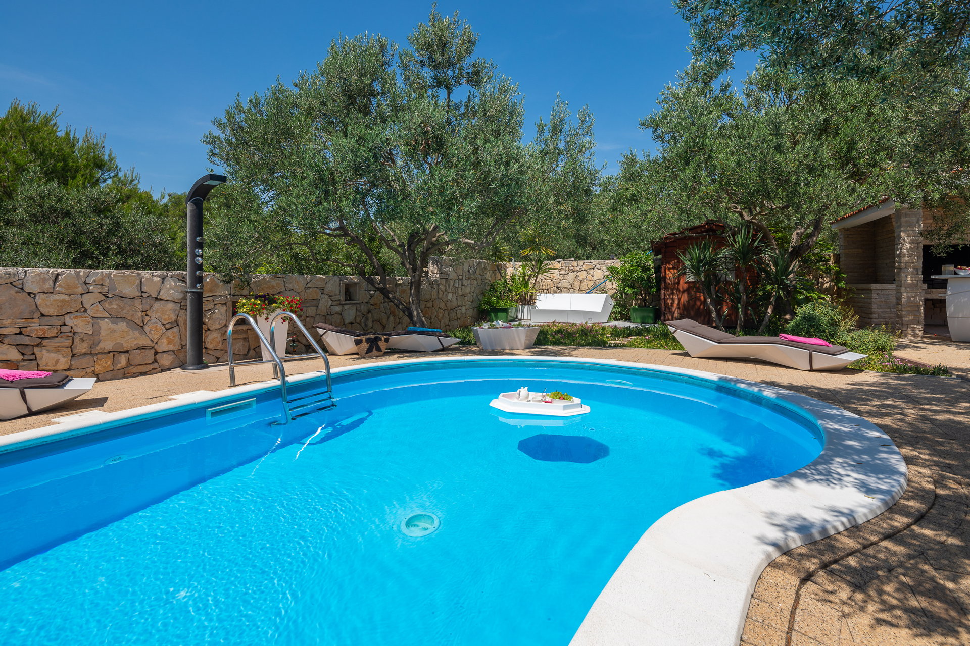 Luxury Villa Bella Vista with Swimming Pool
