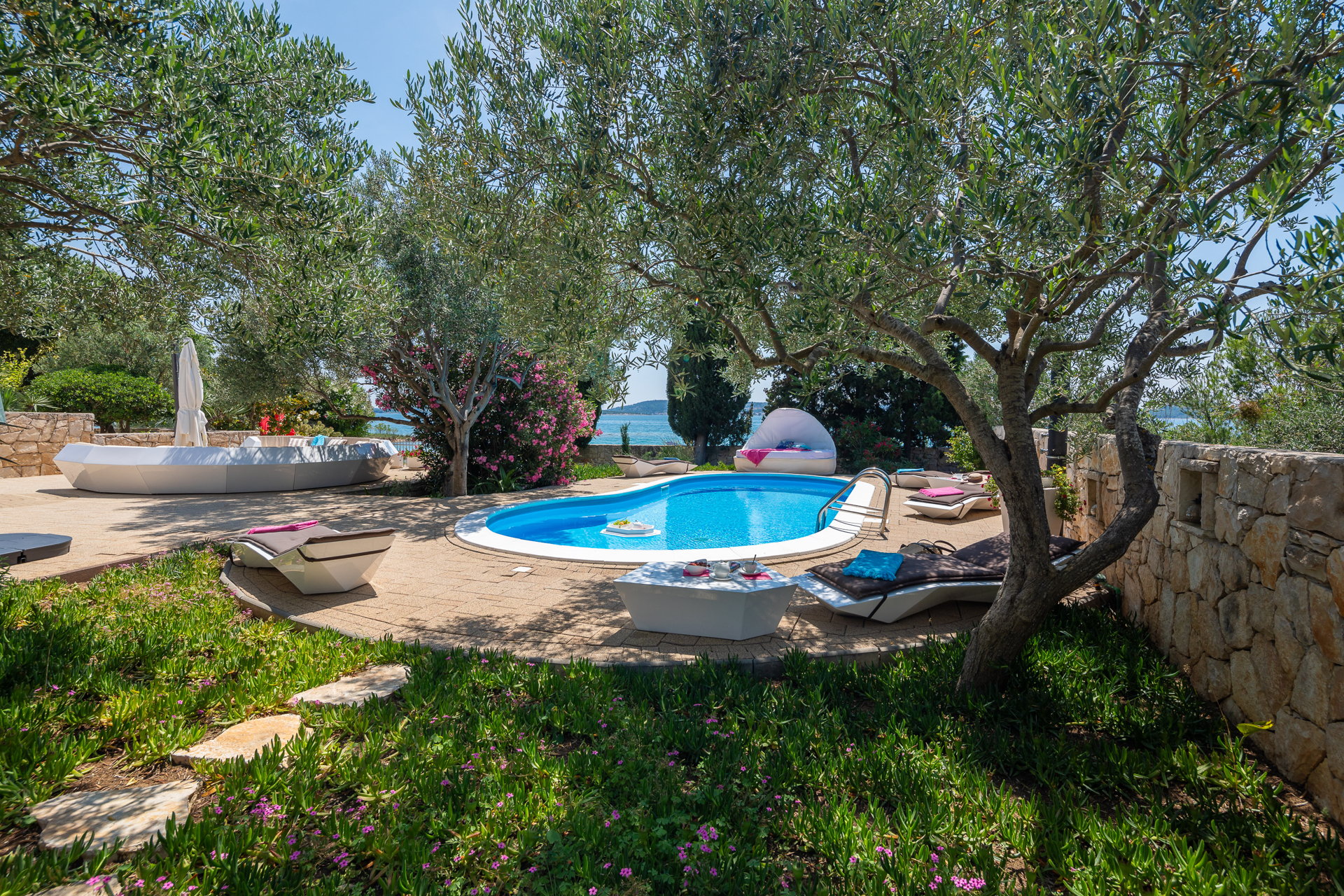 Luxury Villa Bella Vista with Swimming Pool