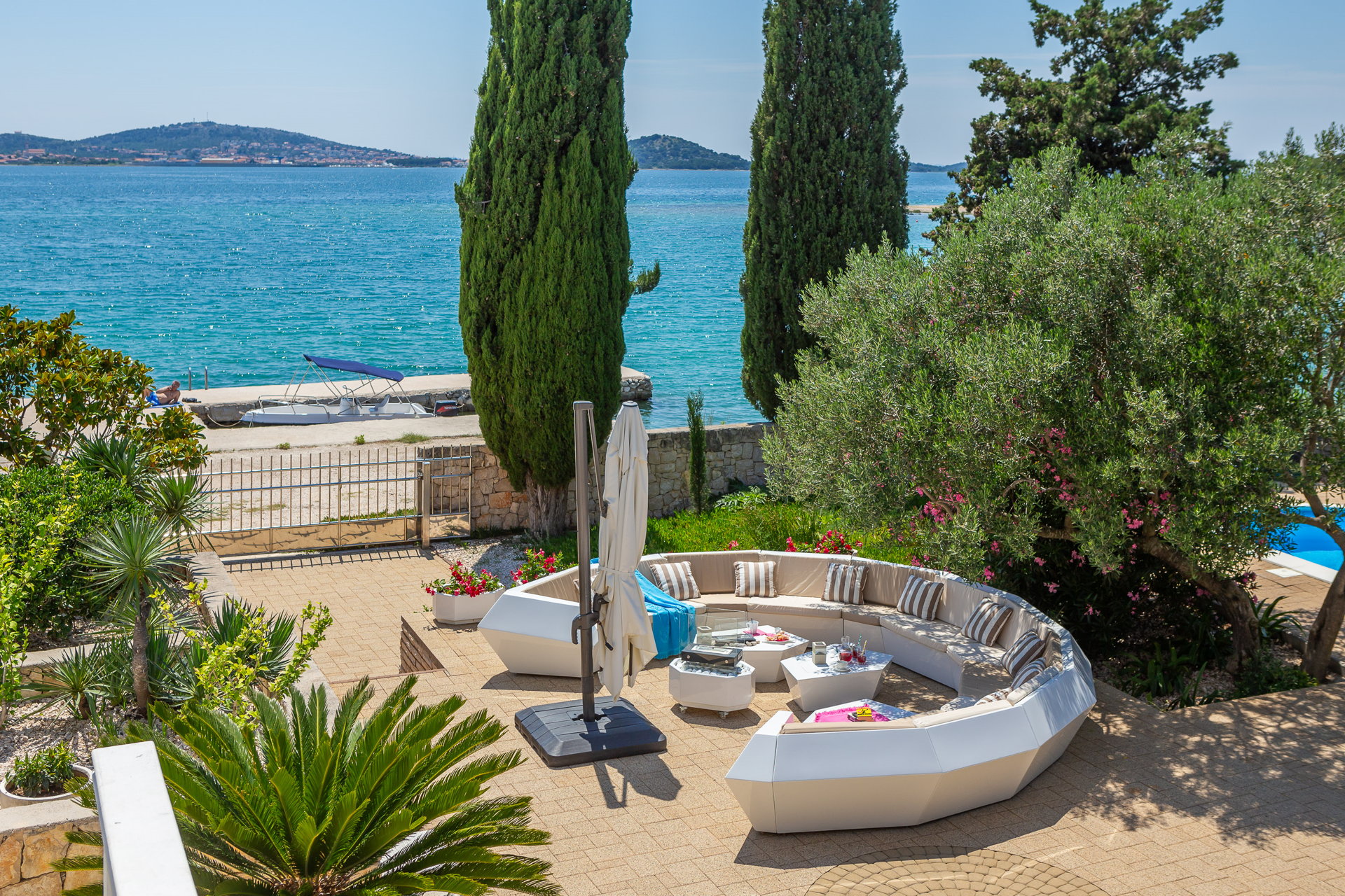 Luxury Villa Bella Vista with Swimming Pool