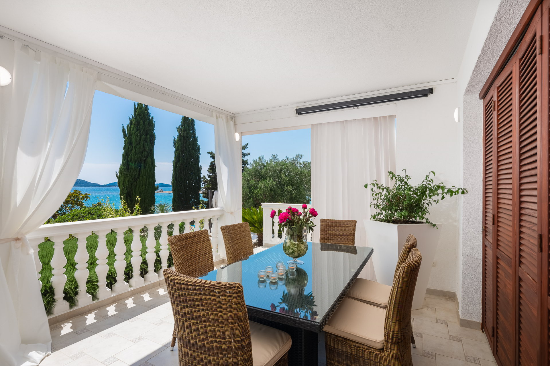 Luxury Villa Bella Vista with Swimming Pool