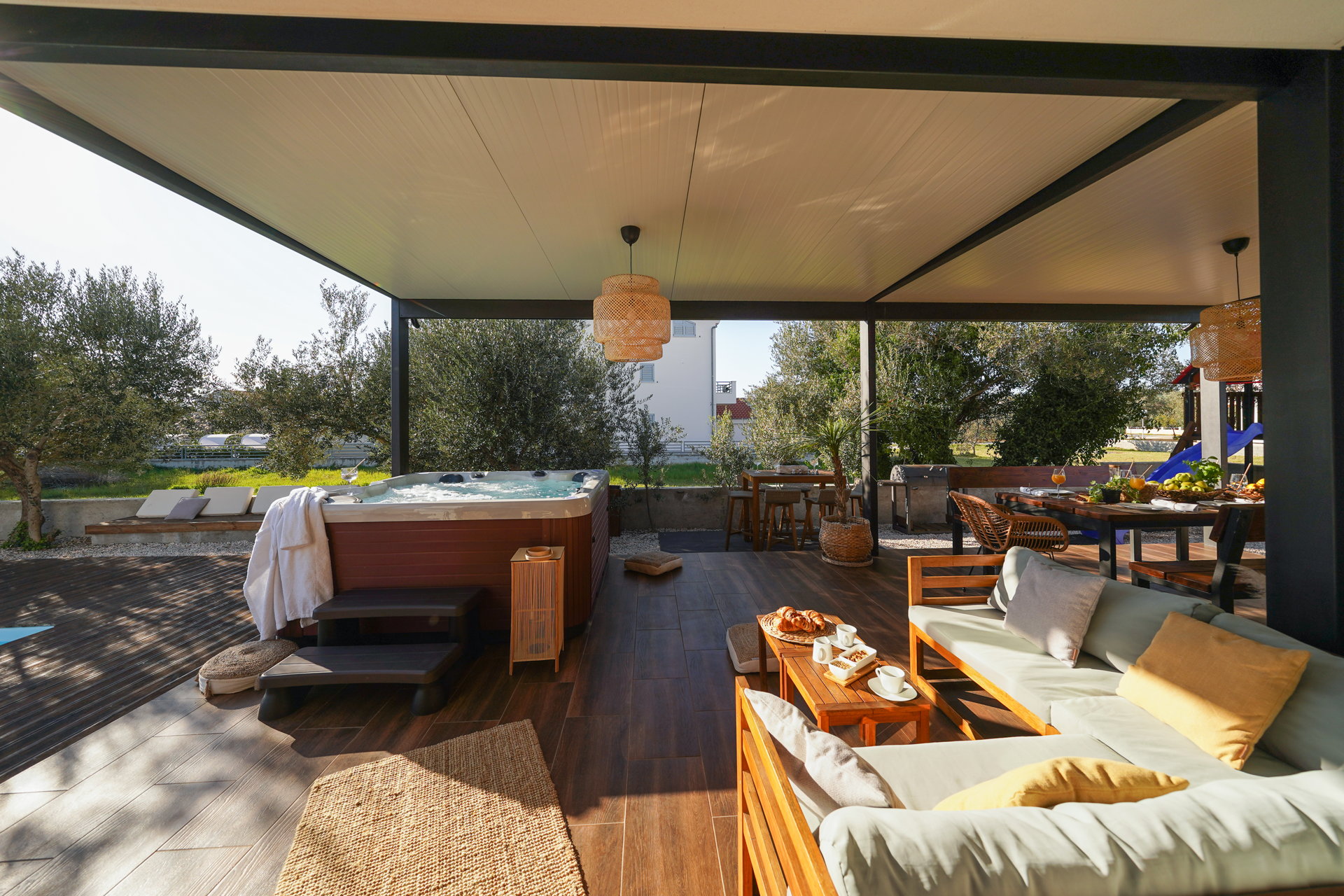 Villa Fusion with Pool