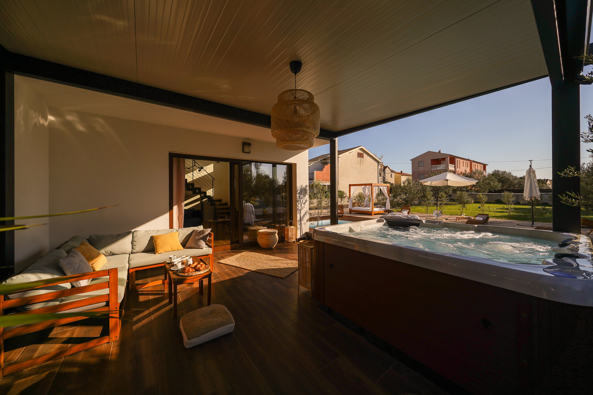 Villa Fusion with Pool