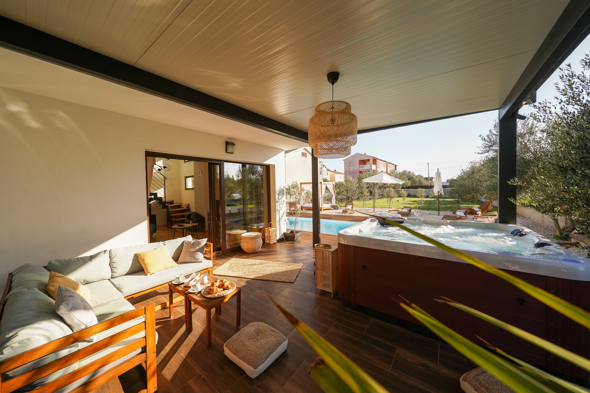 Villa Fusion with Pool