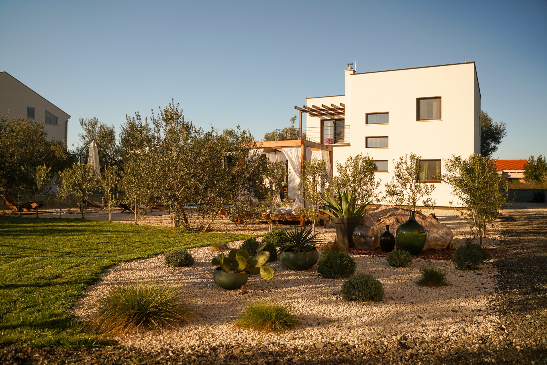 Villa Fusion with Pool