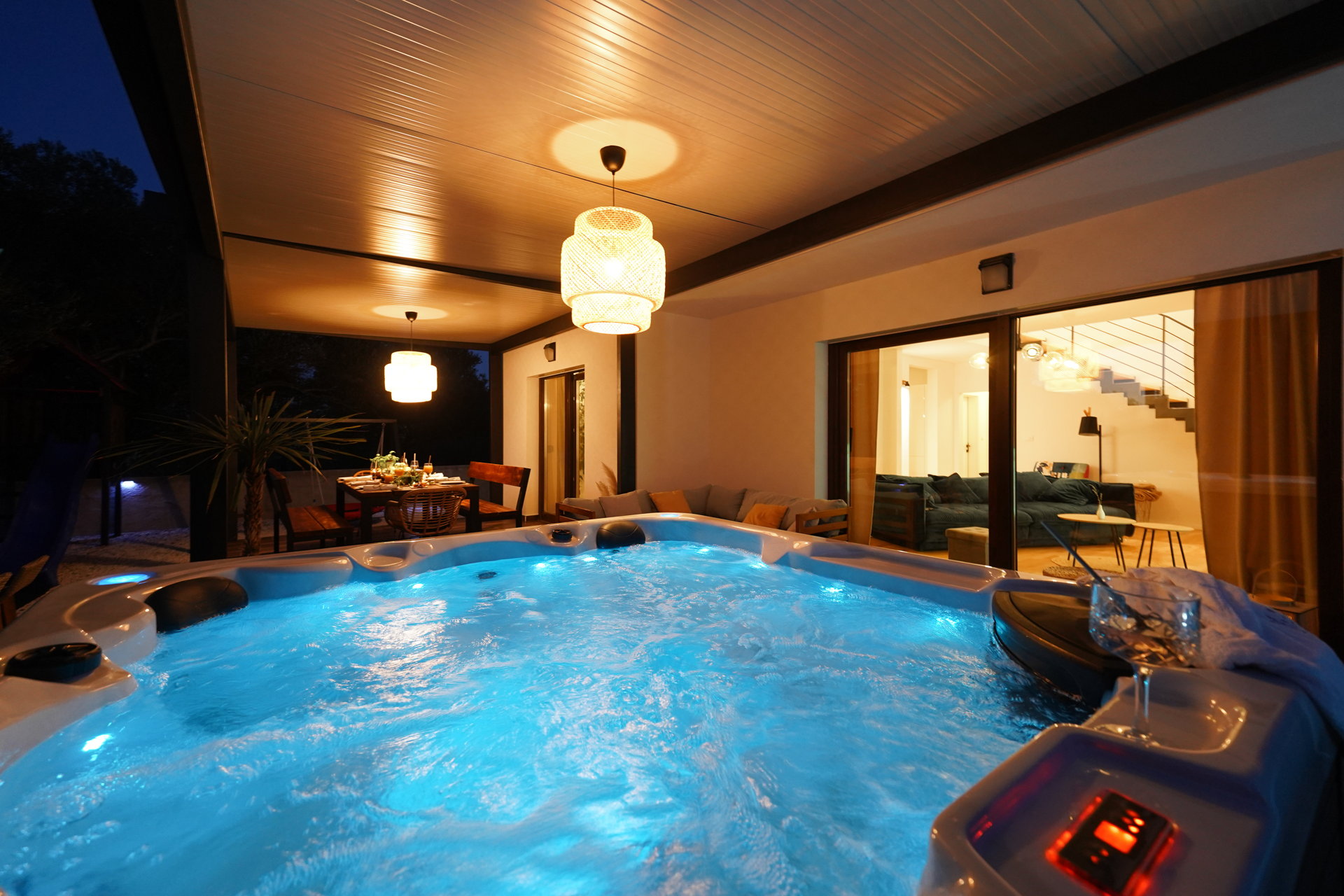 Villa Fusion with Pool