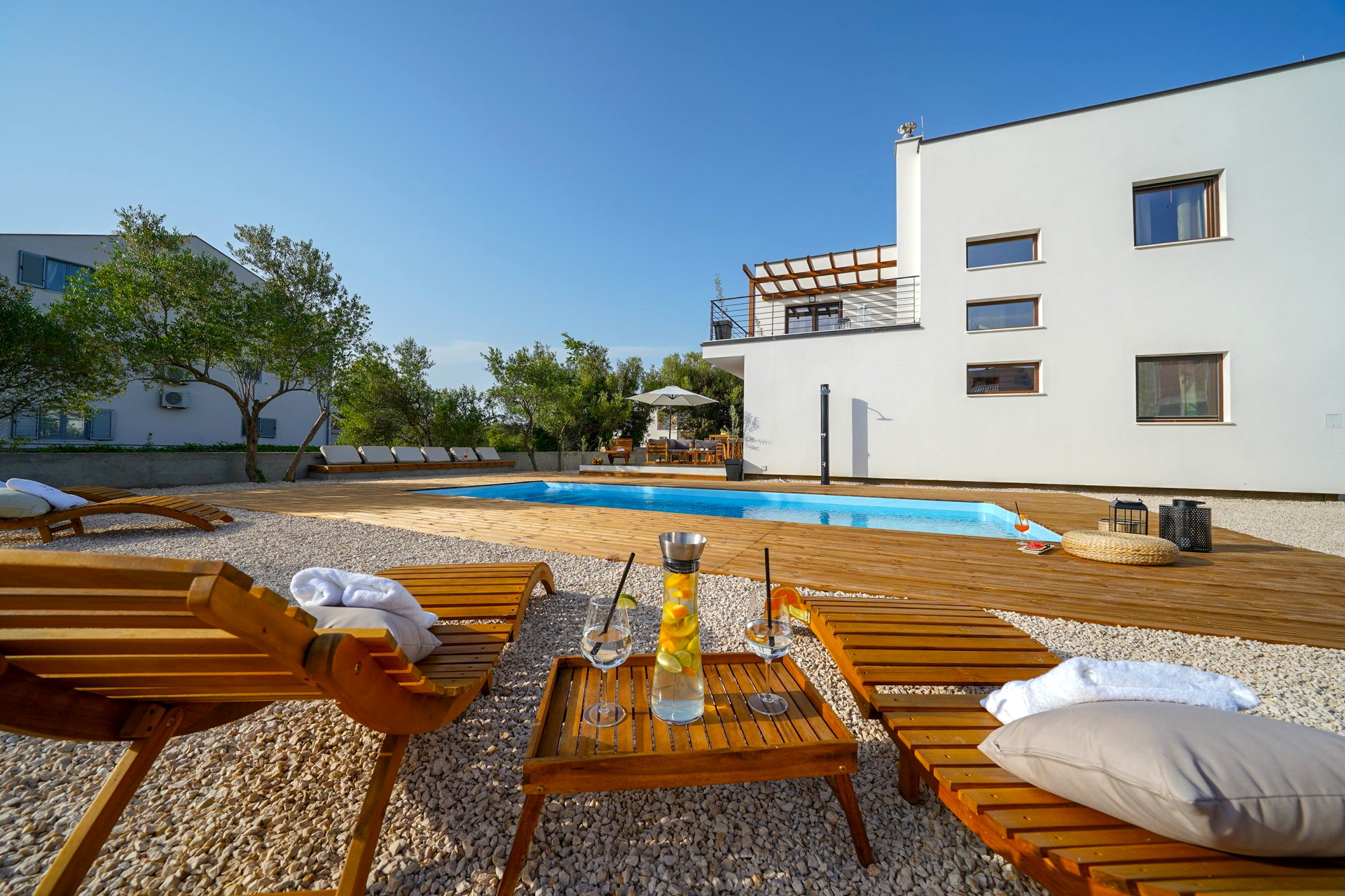 Villa Fusion with Pool
