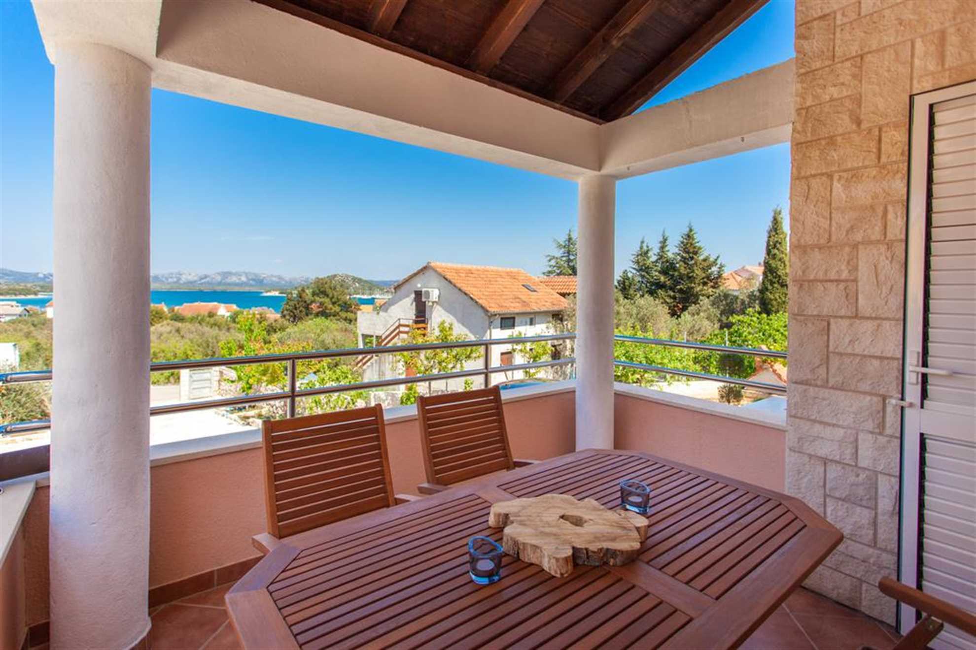 Villa Anfiteatro Adriatico with Pool