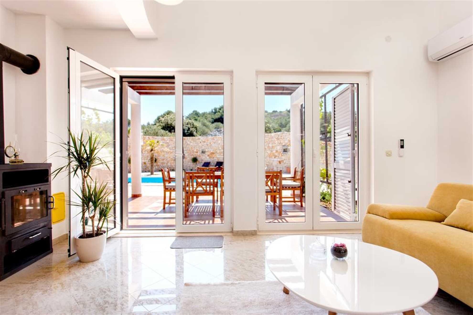 Villa Anfiteatro Adriatico with Pool