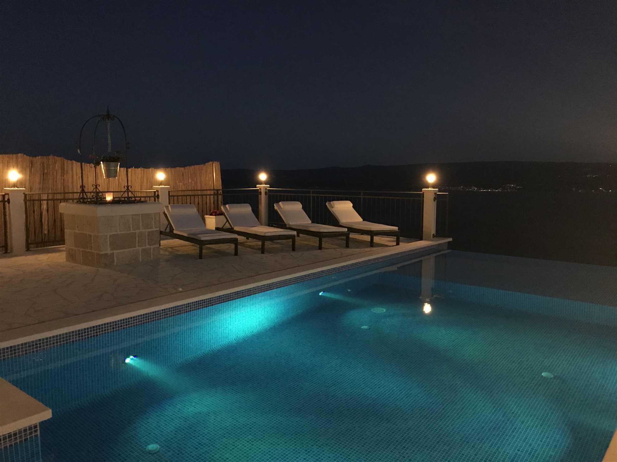 Villa Salut la Mer with Infinity Pool