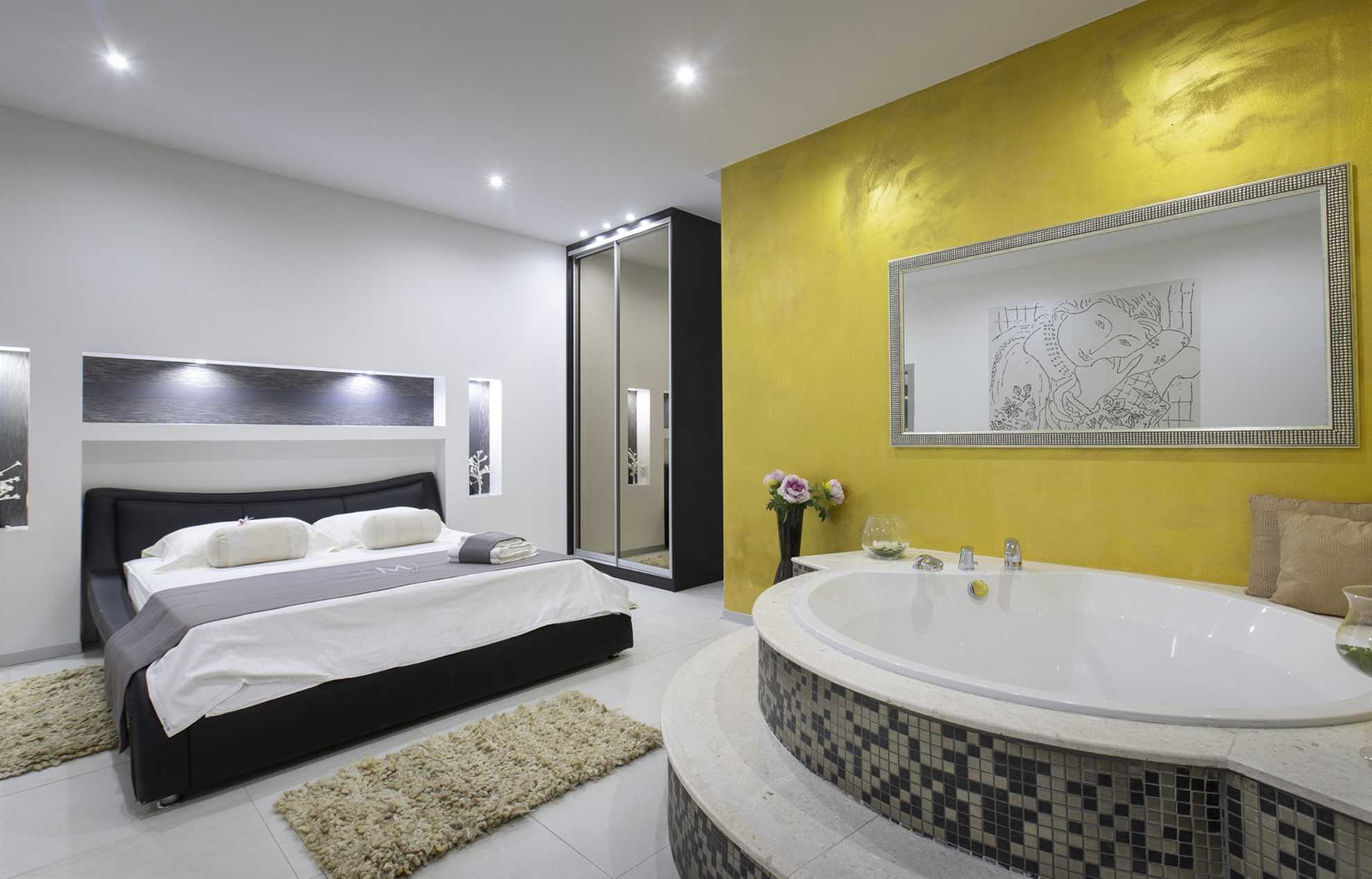 Luxury Villa Rising Sun with Pool