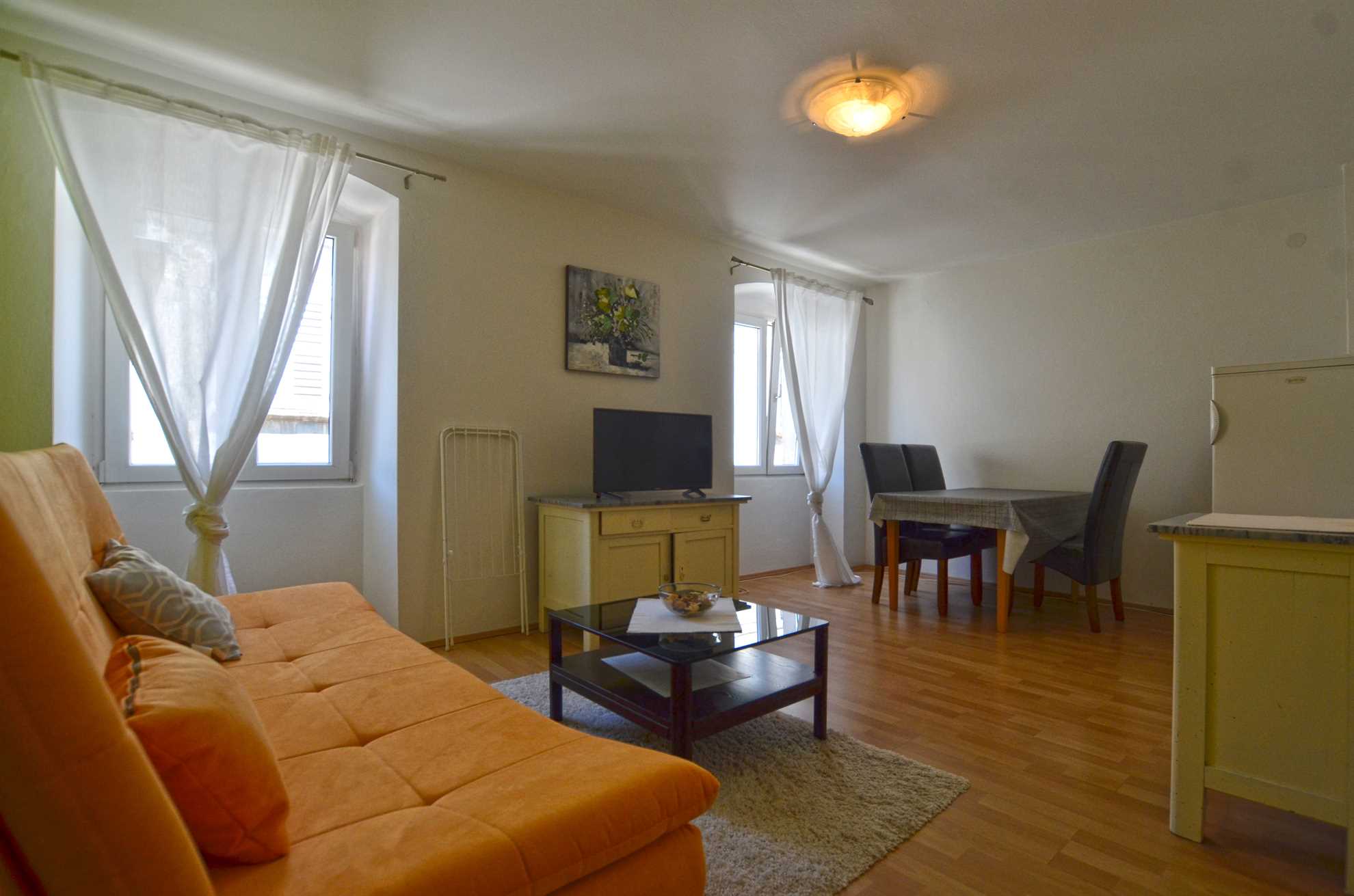 Old Town Svalba apartment 3