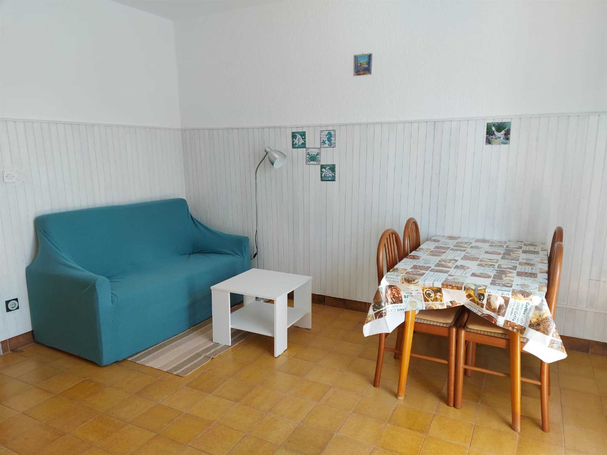 PAULINIC Two-Bedroom Apartment
