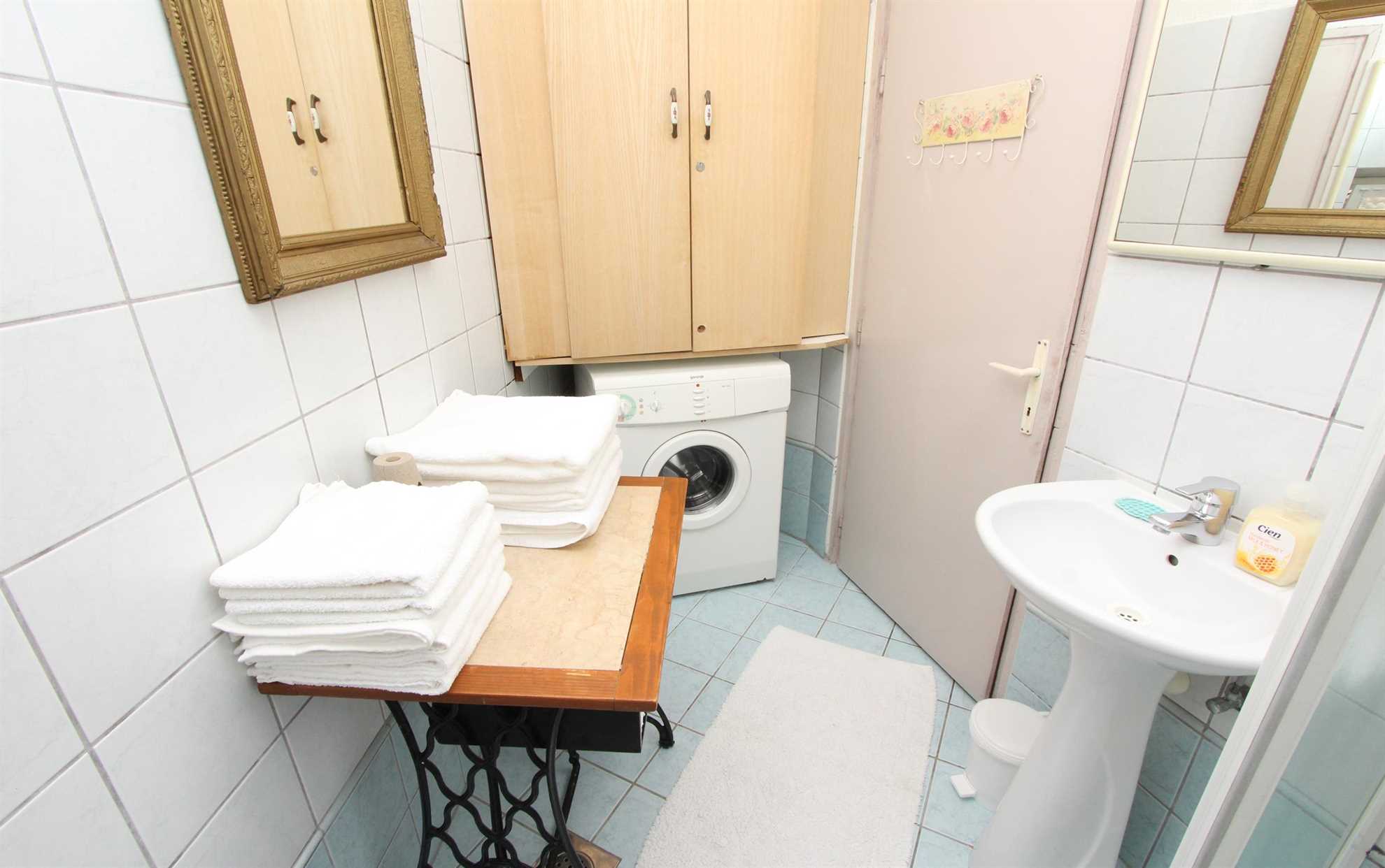 MILKANA One-Bedroom Apartment