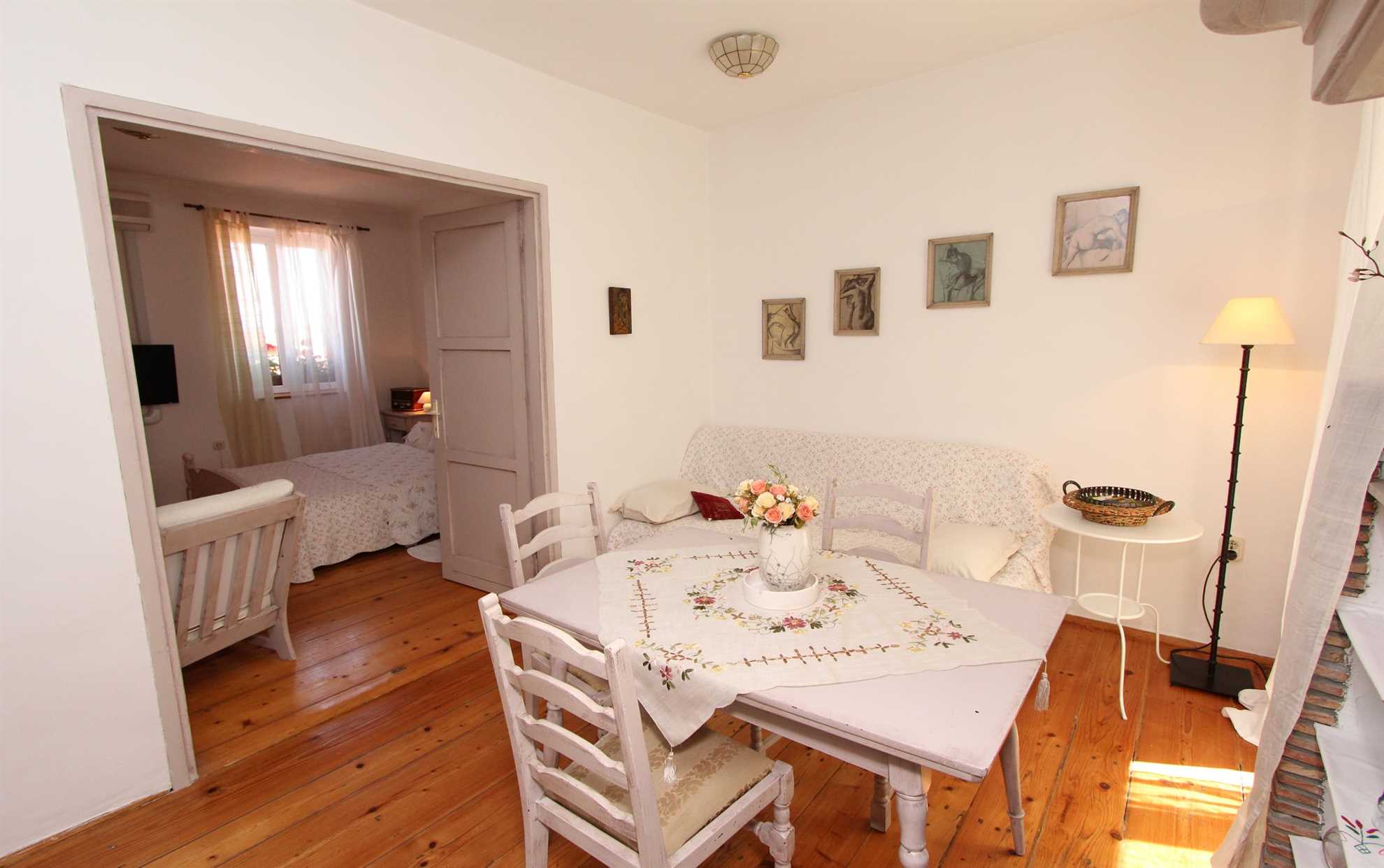 MILKANA One-Bedroom Apartment