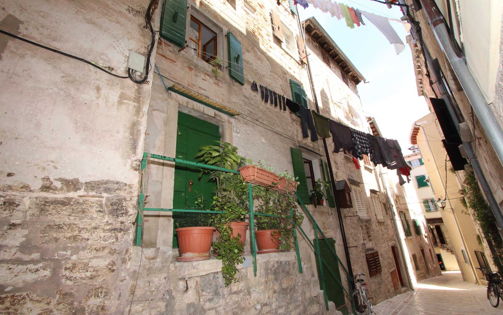 MILKANA One-Bedroom Apartment