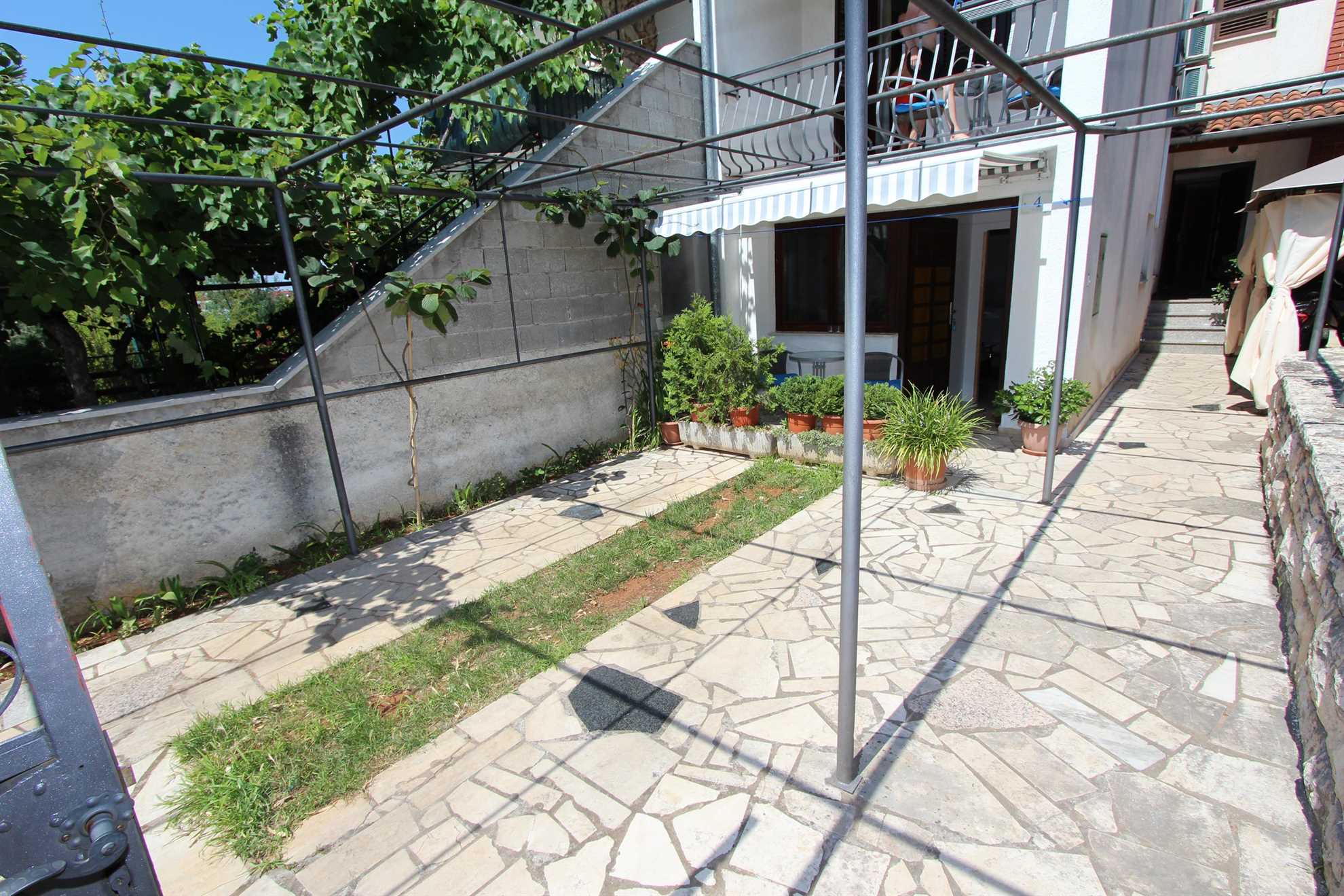 NOELLA MIA Studio Apartment with Terrace