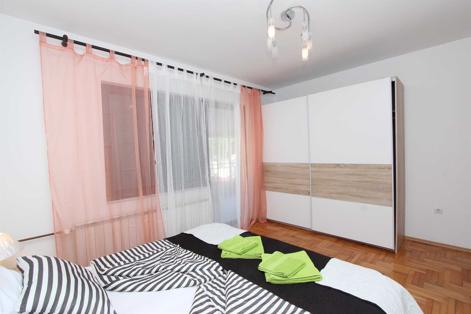 NOELLA MIA One-Bedroom Apartment