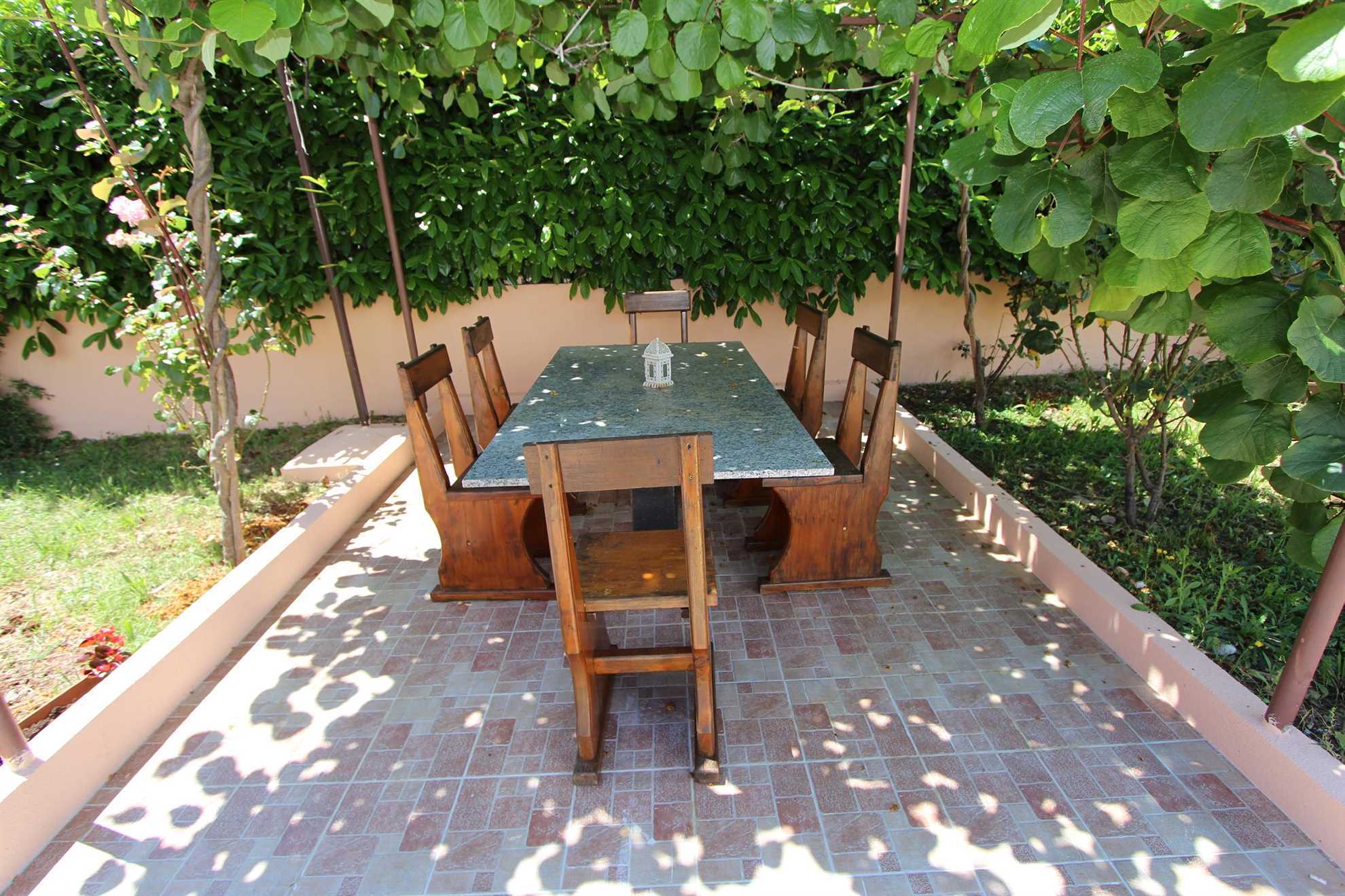 RUBIL One-Bedroom Apartment 3