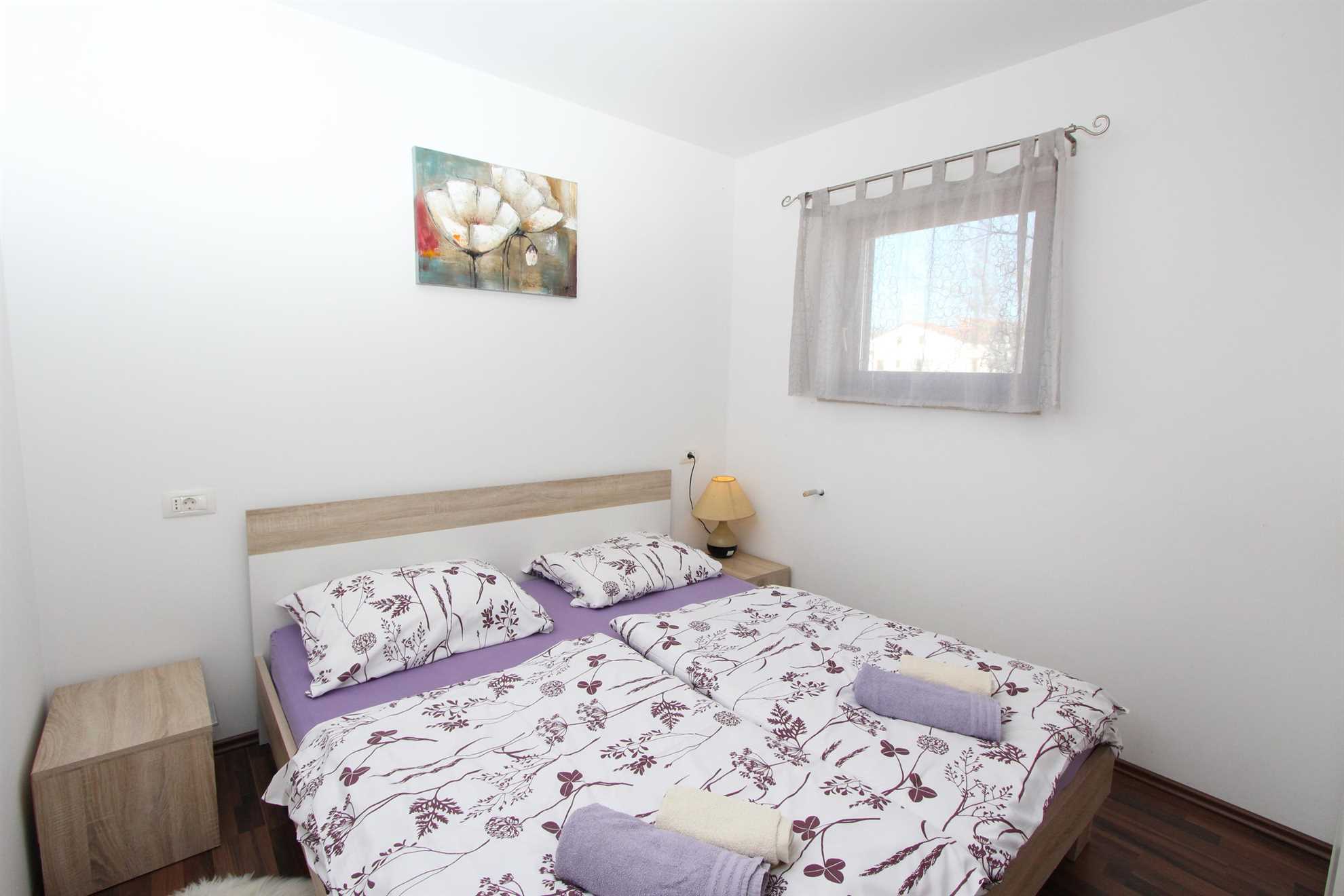 RUBIL One-Bedroom Apartment 3