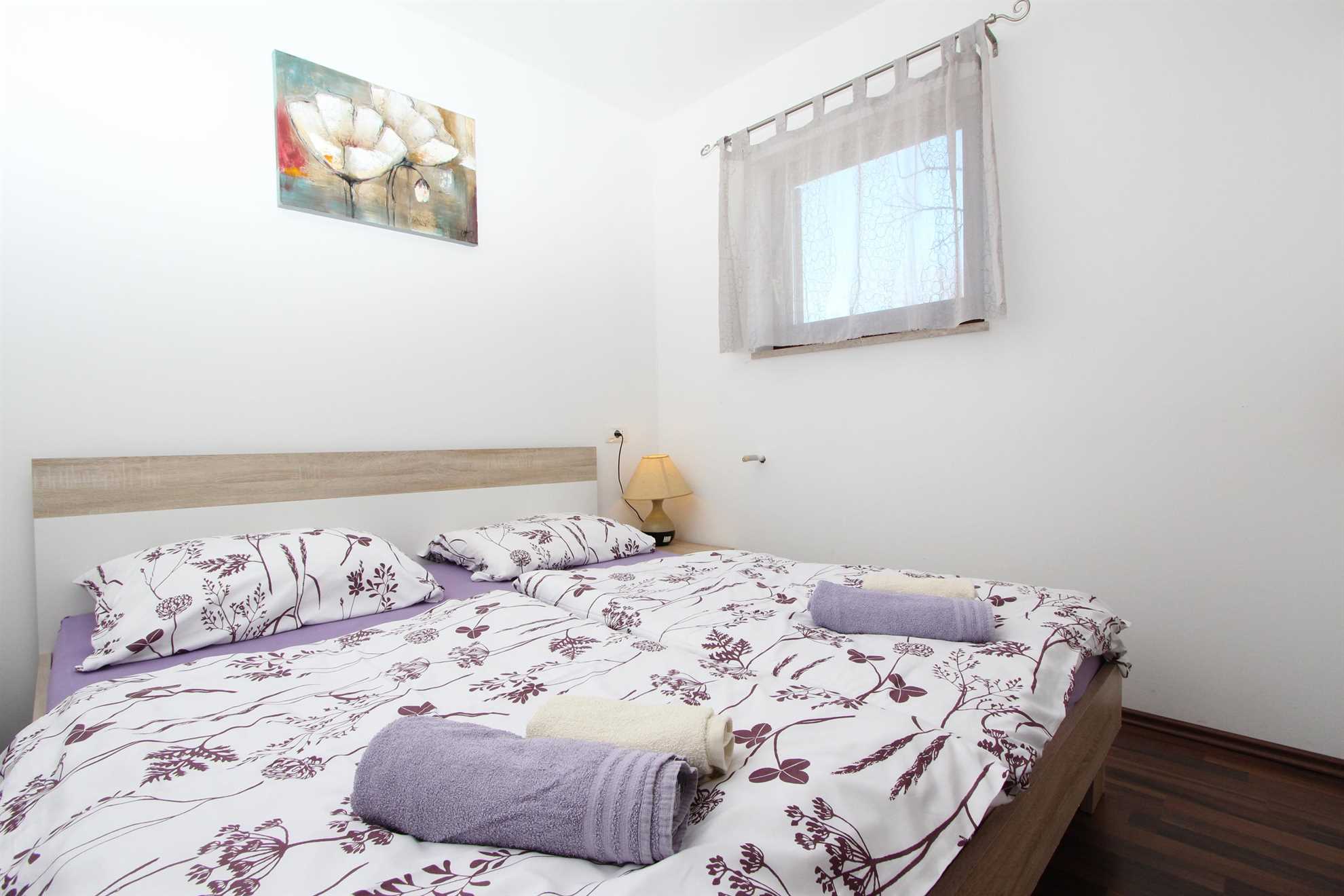 RUBIL One-Bedroom Apartment 3