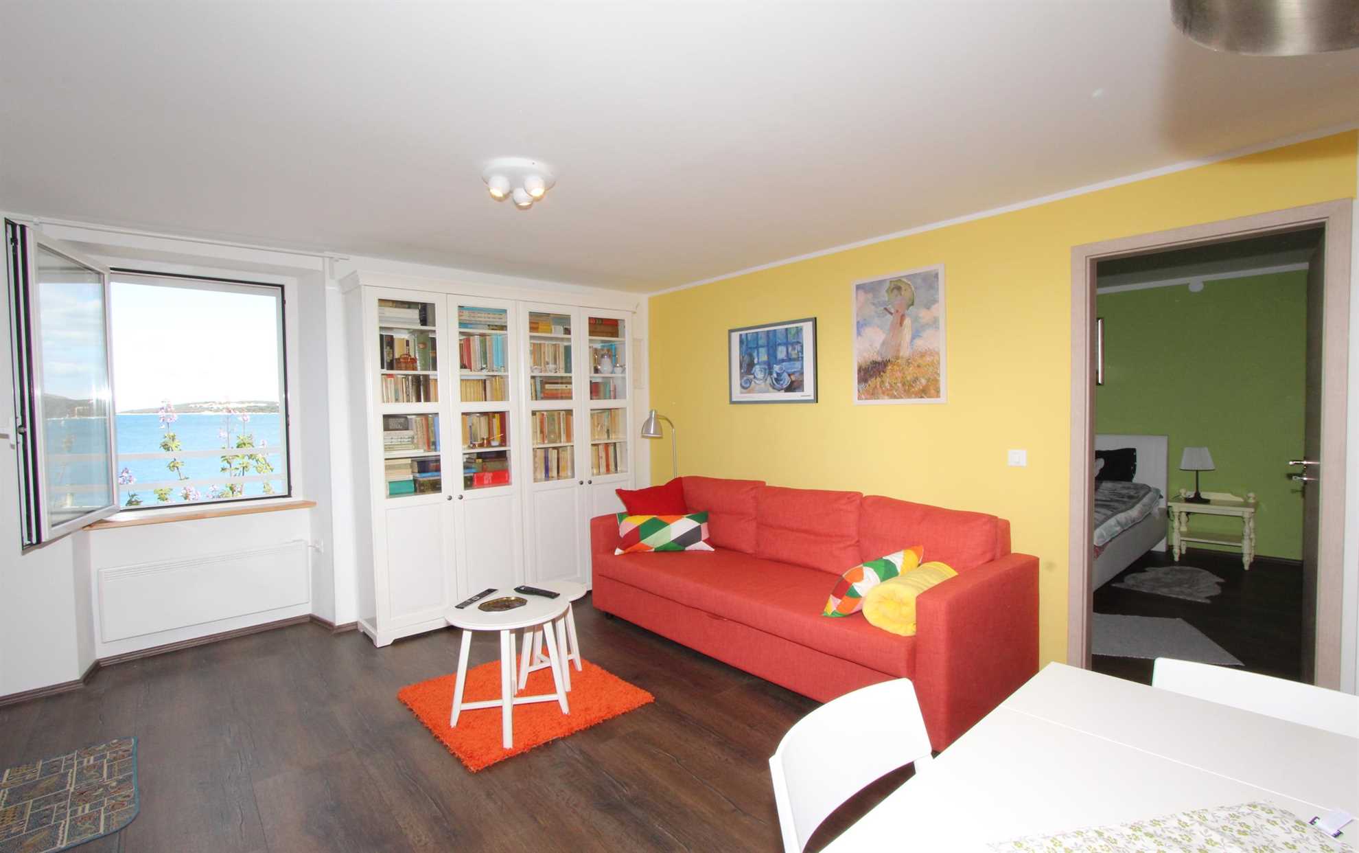 EL CORSARO 2 One-Bedroom Apartment with Sea View