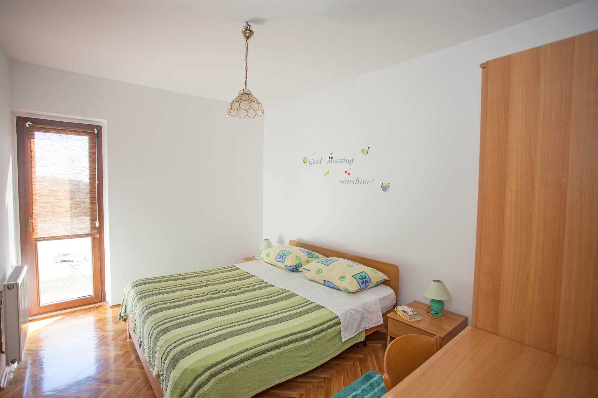 AGATA One-Bedroom Apartment 4