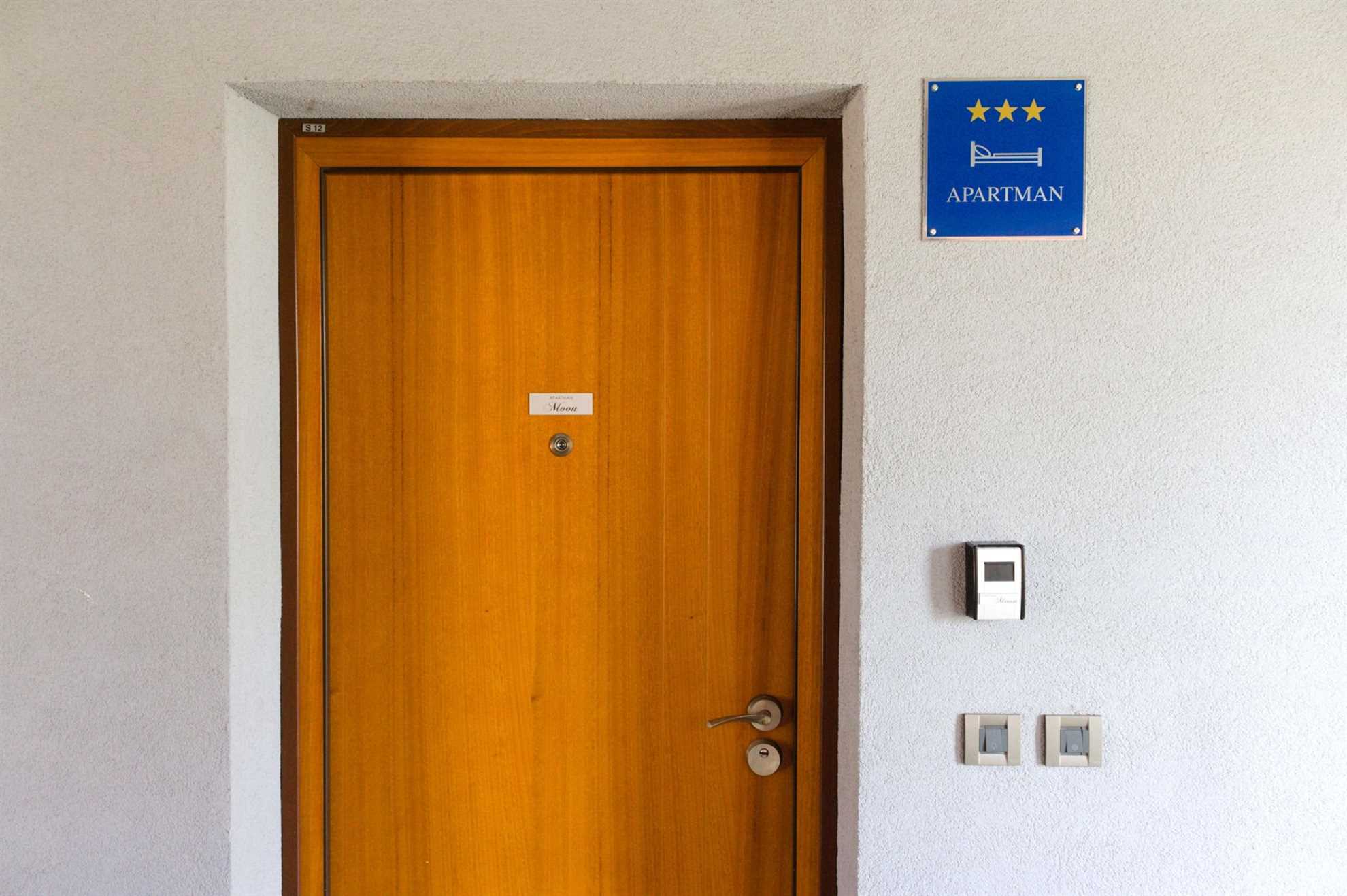 MOON Apartman sa 2 Spavaće Sobe